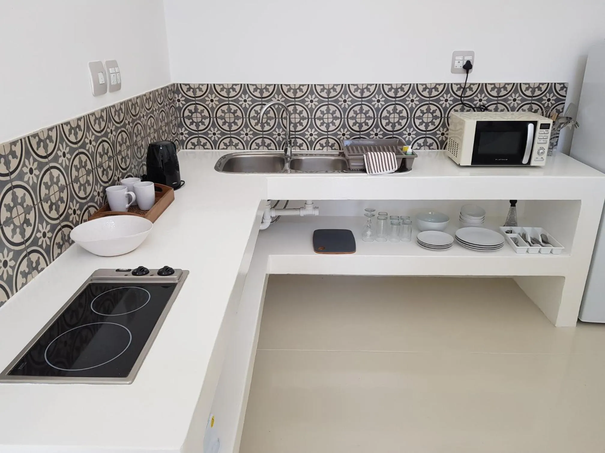 Coffee/tea facilities in Karoo Retreat- Self Catering Villas and Guest House