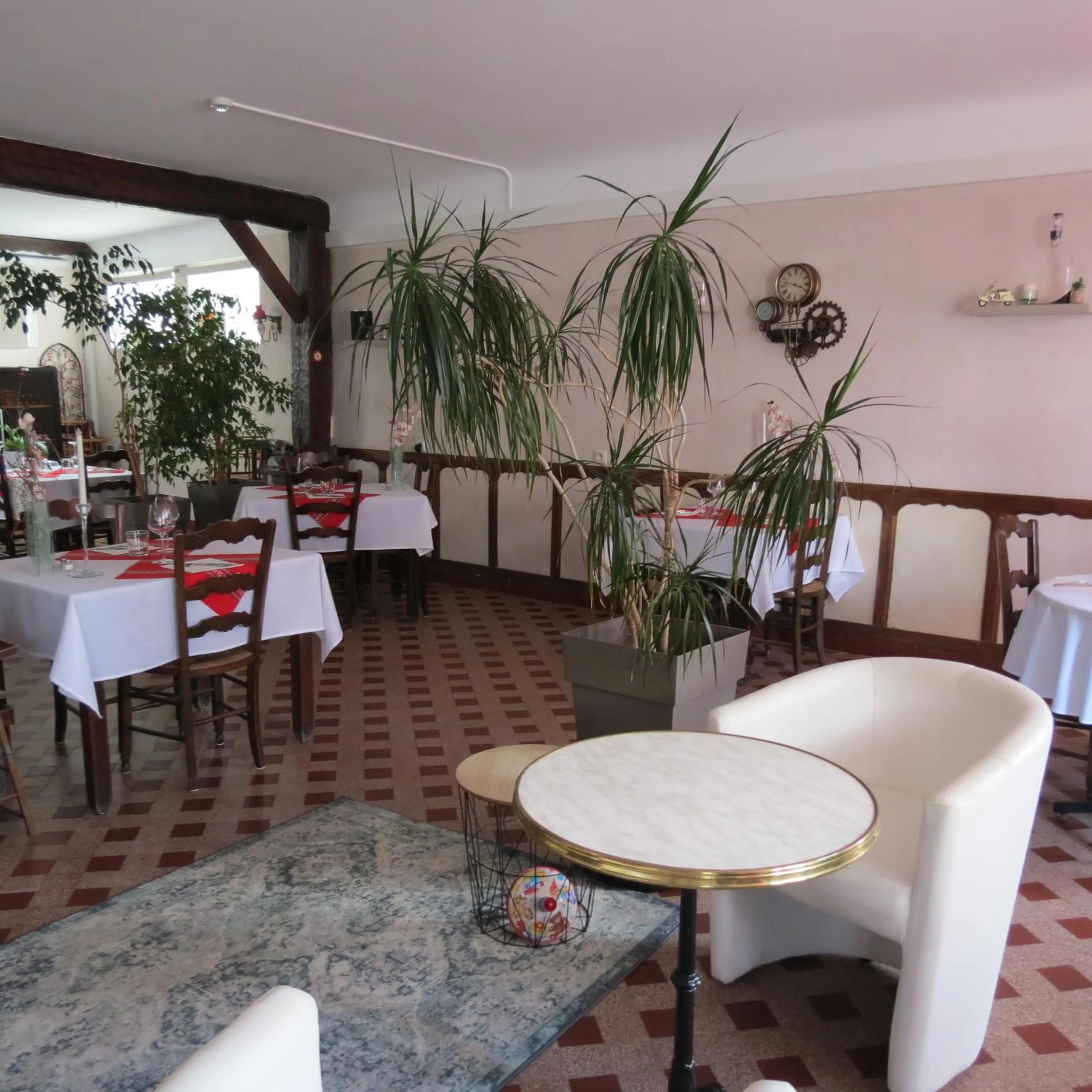 Restaurant/places to eat in Hotel Au Petit Béarn