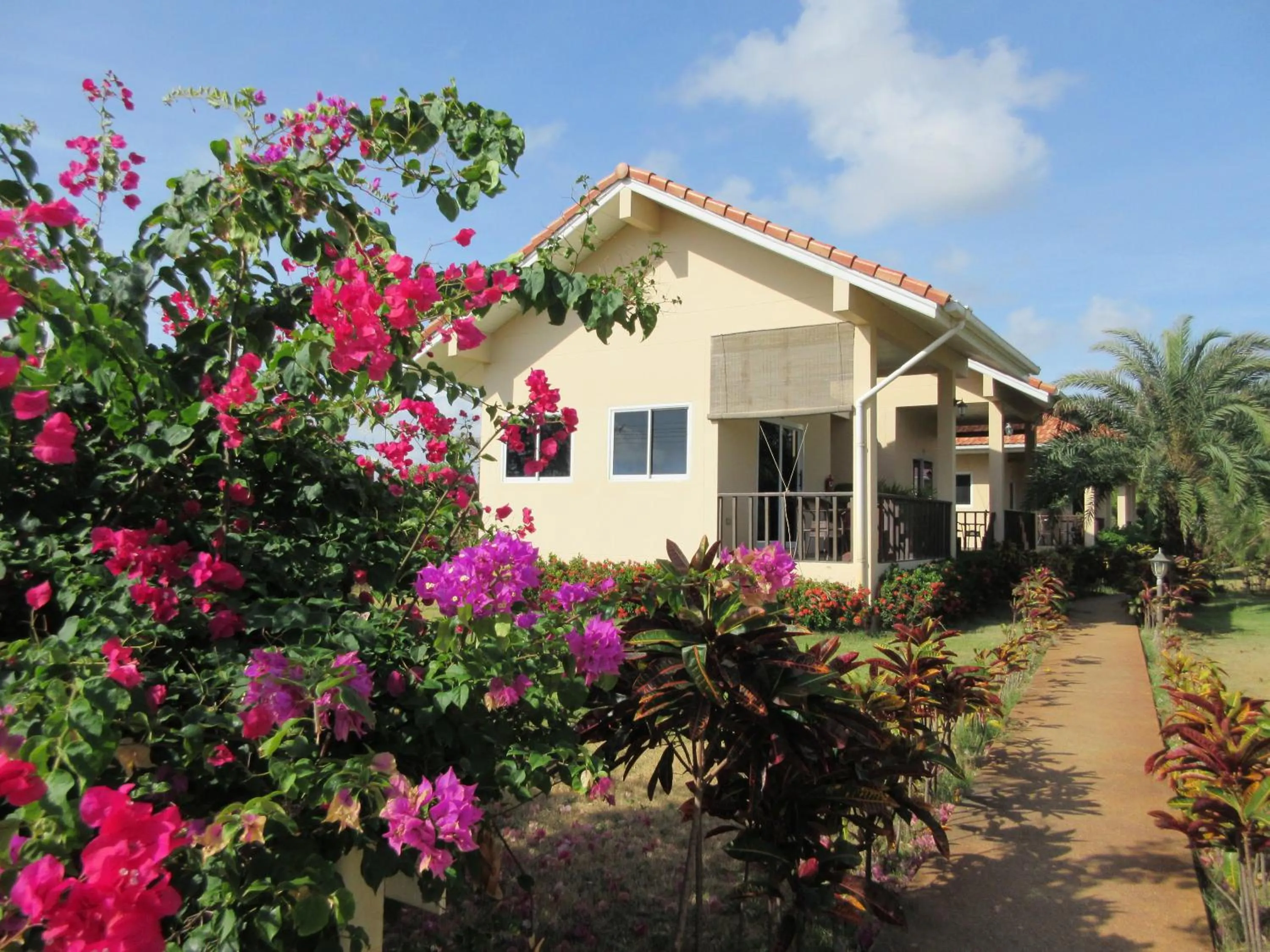 Garden in Ao Thai Resort