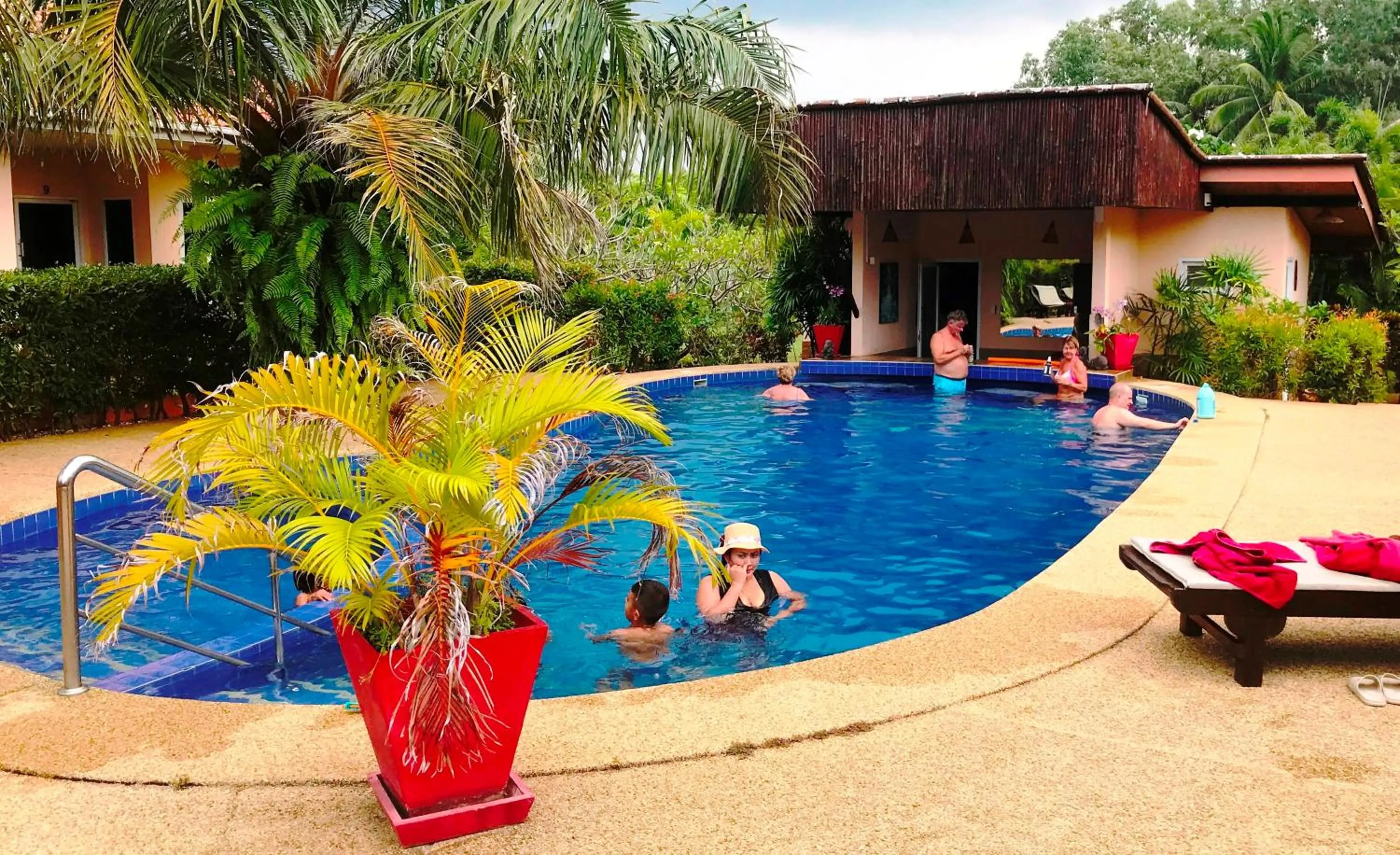 Swimming pool in Ao Thai Resort
