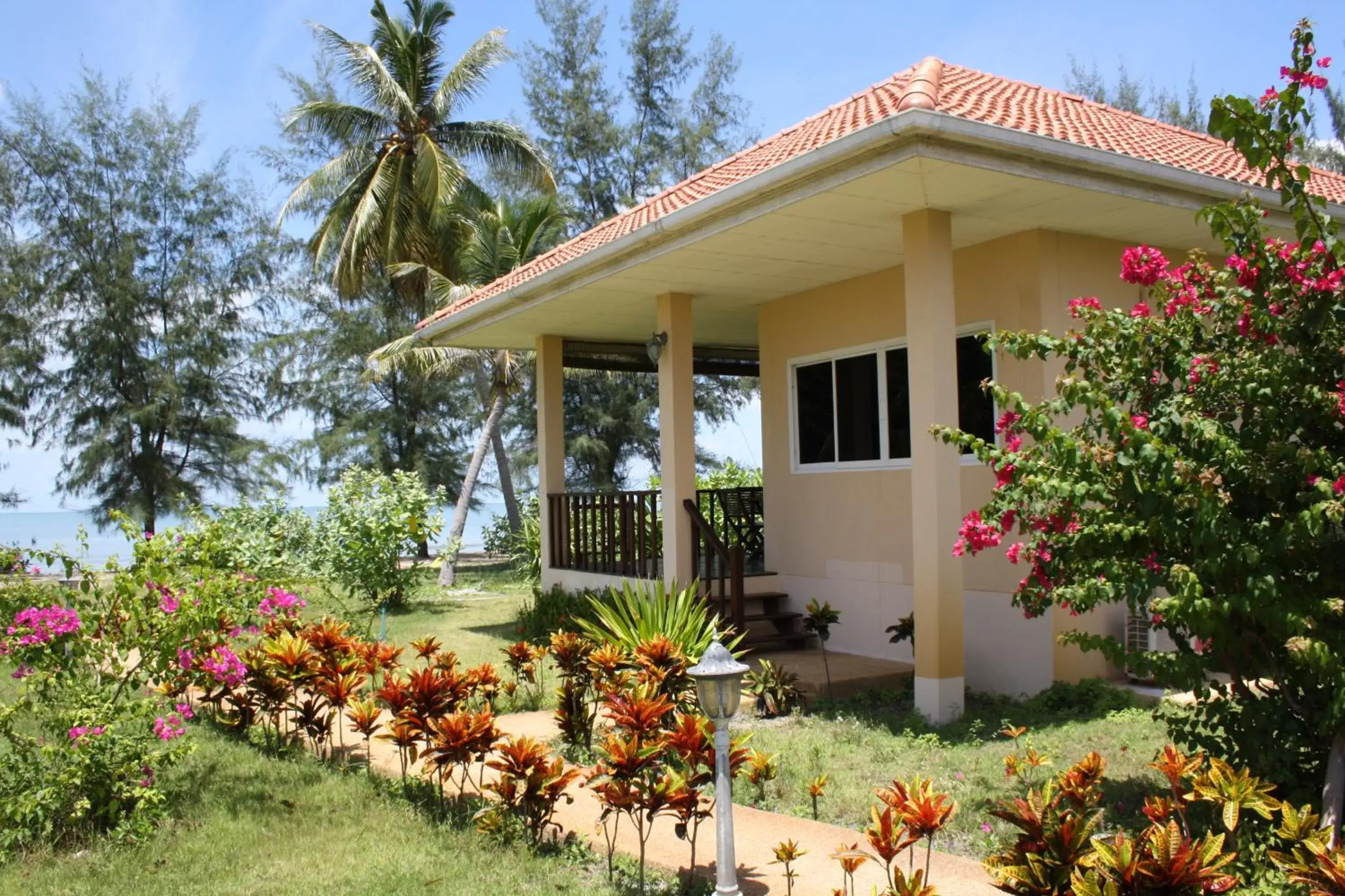 Bungalow - Beach Front in Ao Thai Resort Bungalow - Beach Front in Ao Thai Resort