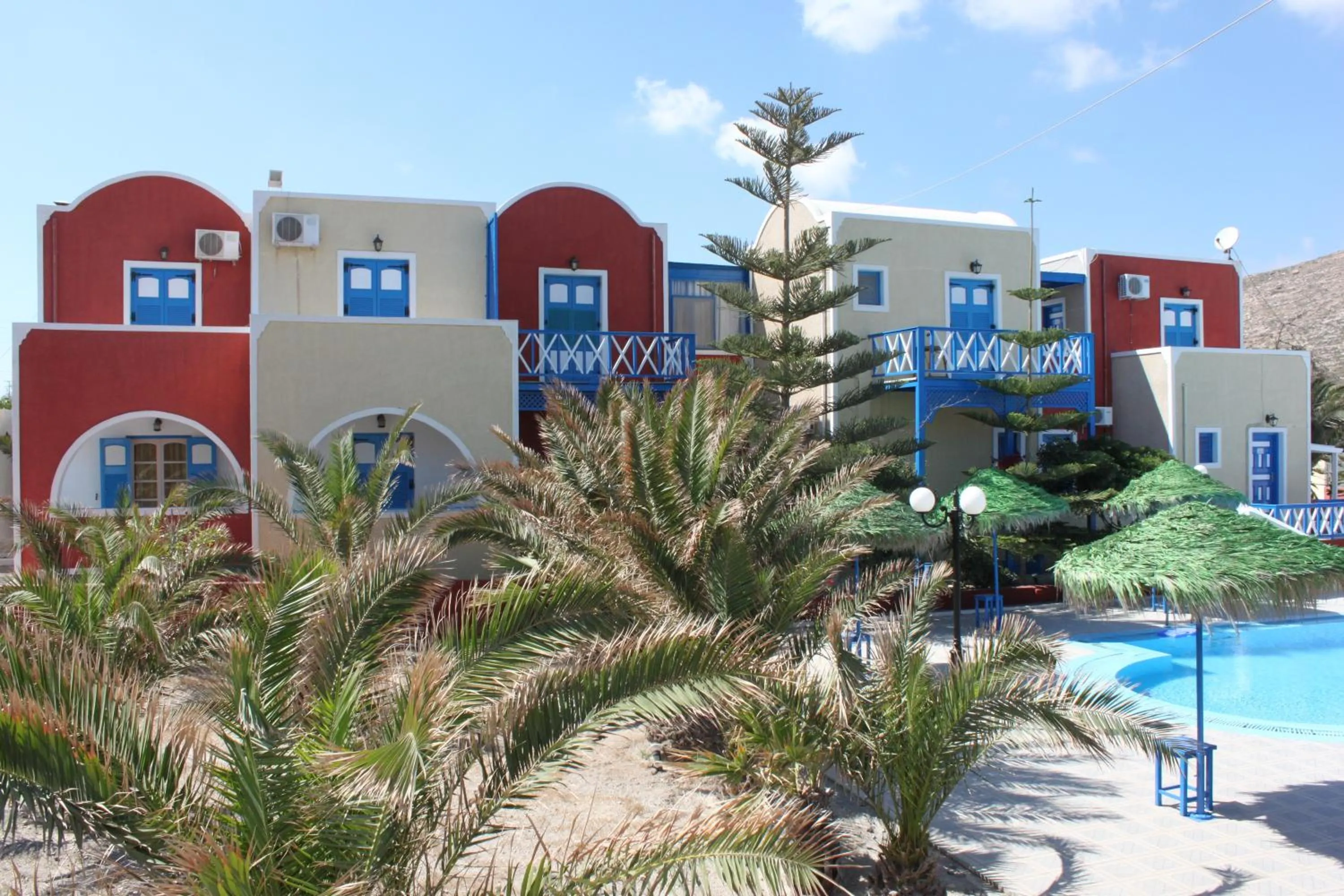 Area and facilities in Villa Michalis