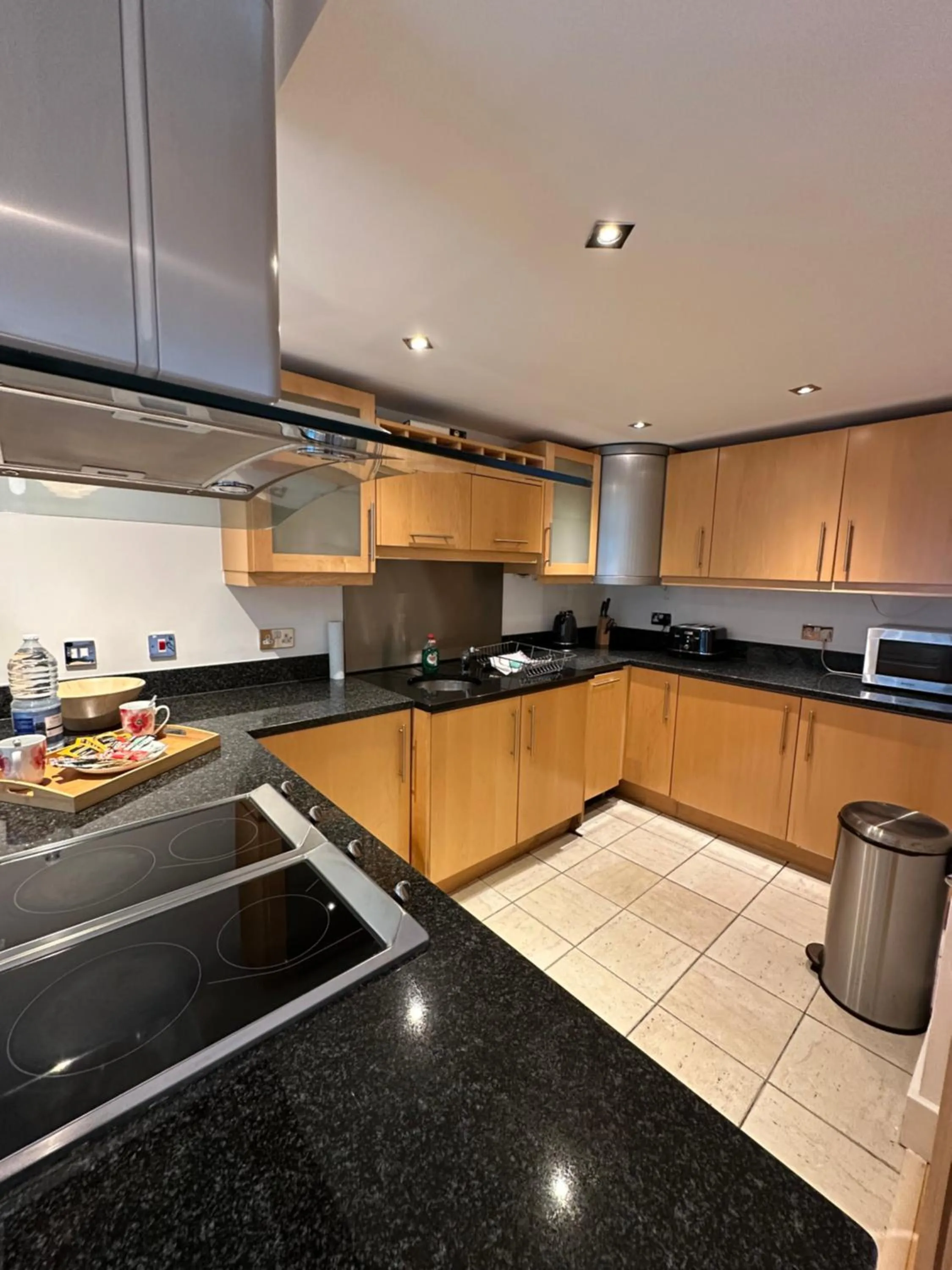 Kitchen or kitchenette in Canary Wharf - Luxury Apartments