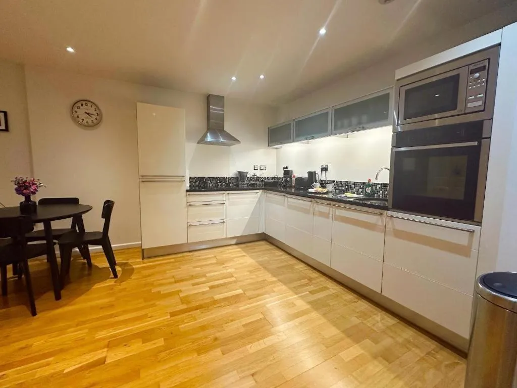 Canary Wharf - Luxury Apartments