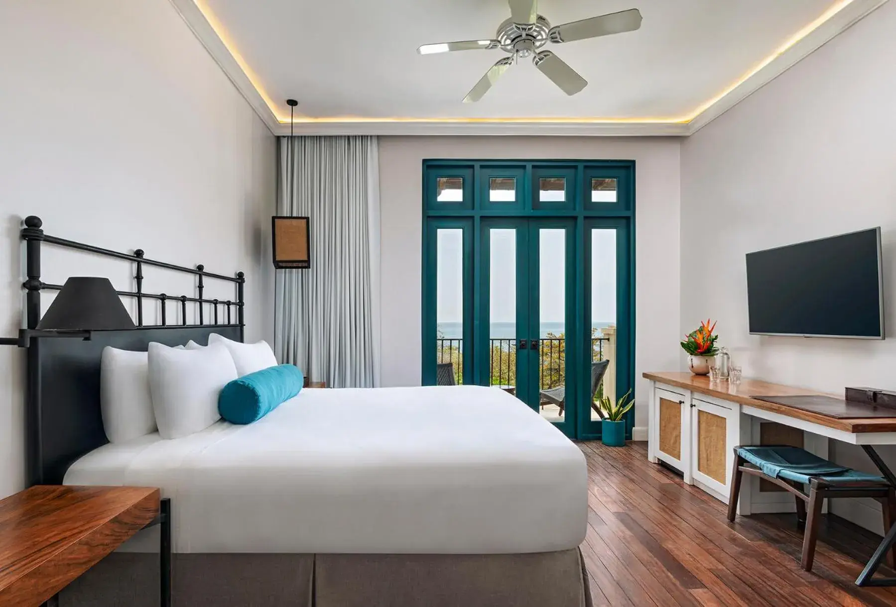 Deluxe Double Room with Balcony and Sea View in Santarena Hotel at Las Catalinas Deluxe Double Room with Balcony and Sea View in Santarena Hotel at Las Catalinas