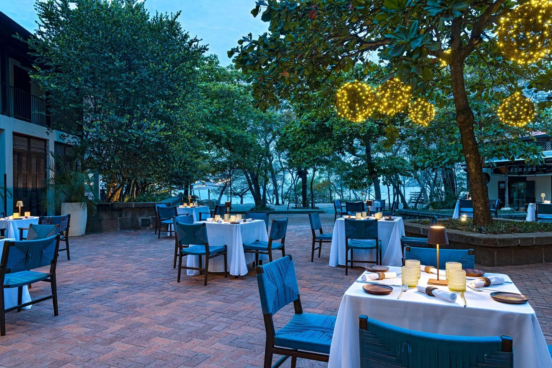 Restaurant/places to eat in Santarena Hotel at Las Catalinas