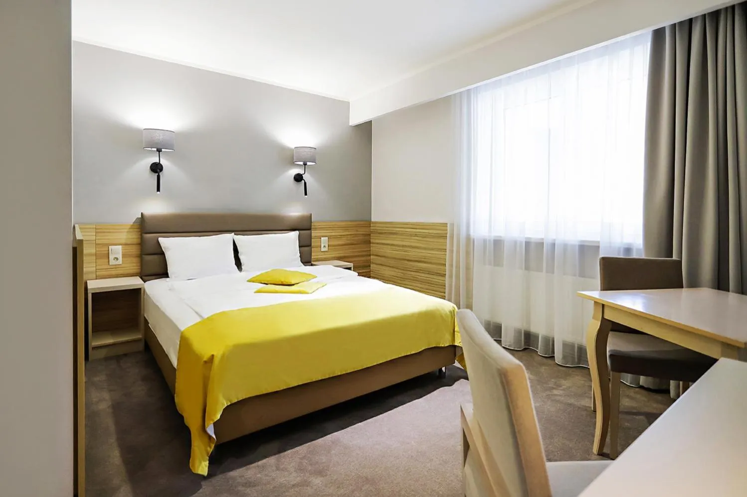 Bed in Poznań West Hotel - Airport