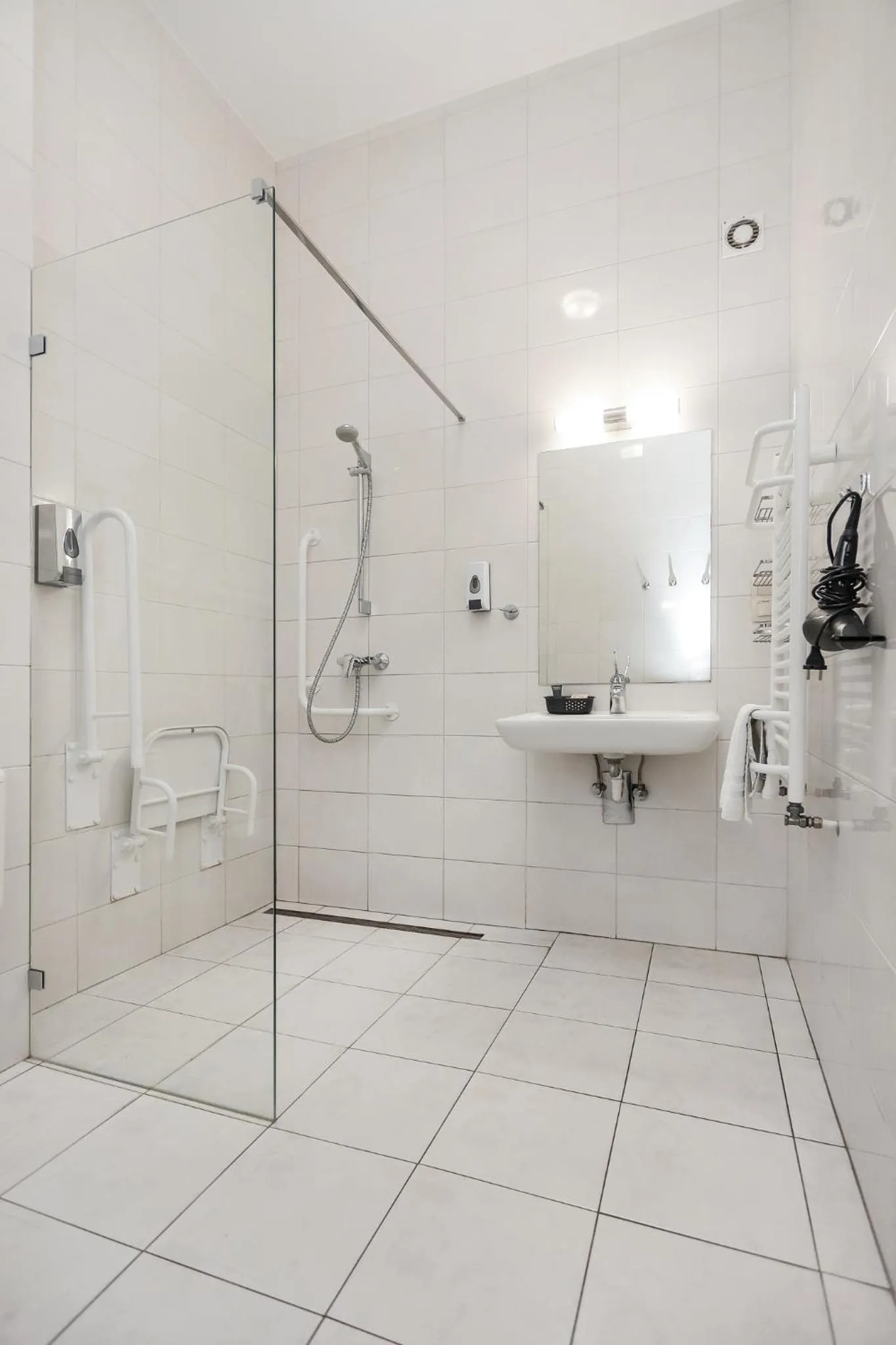 Bathroom in Poznań West Hotel - Airport