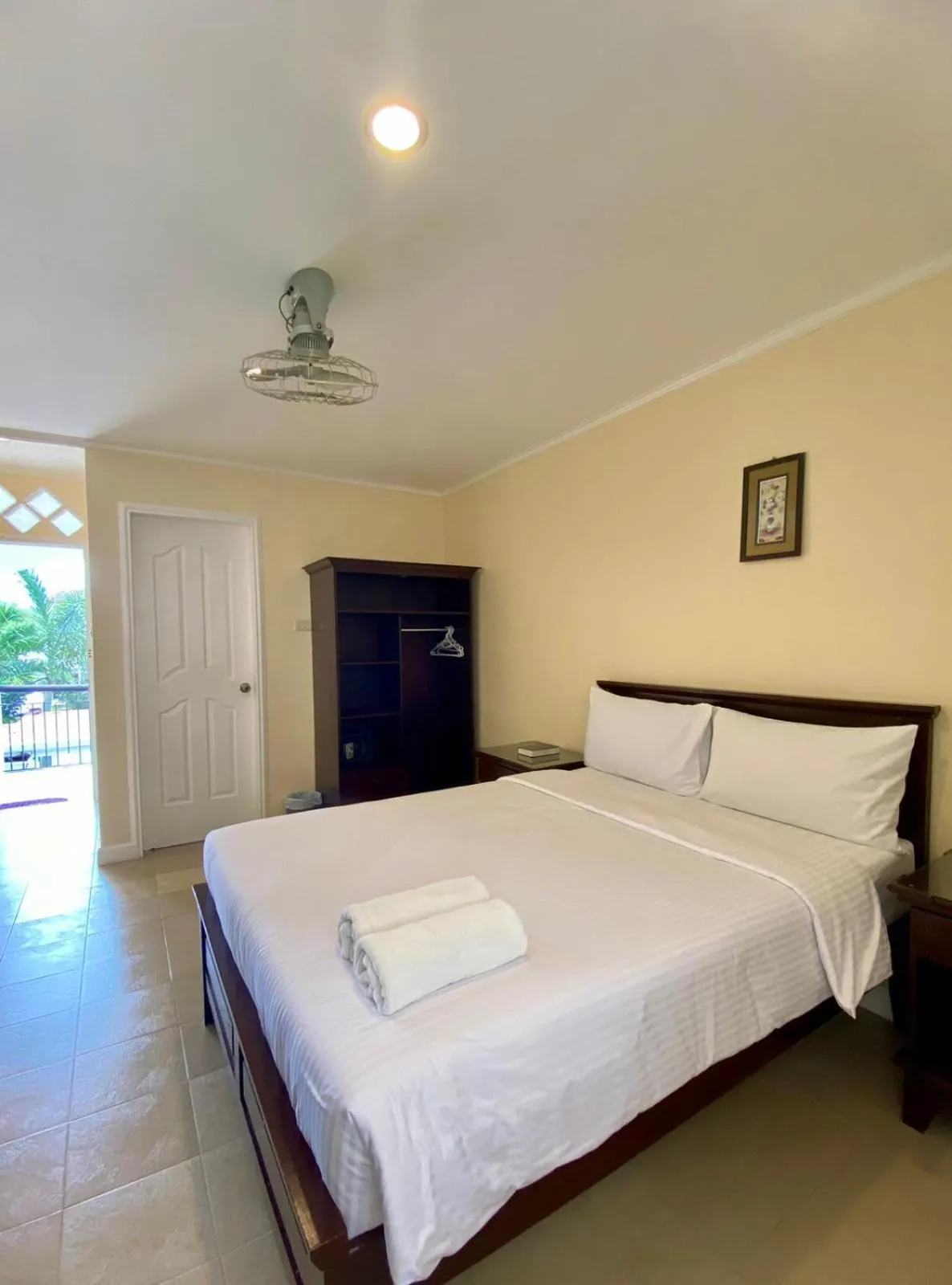 Bed in Panglao Regents Park Resort