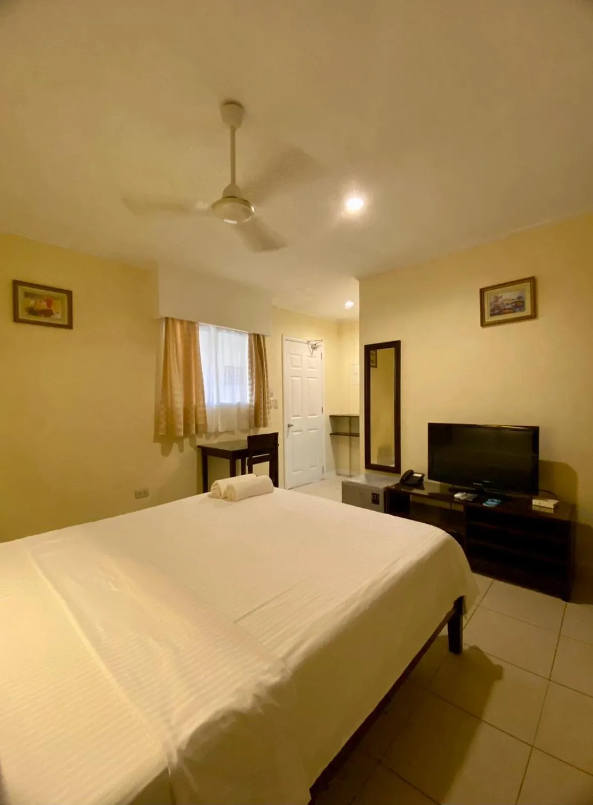 Bed in Panglao Regents Park Resort