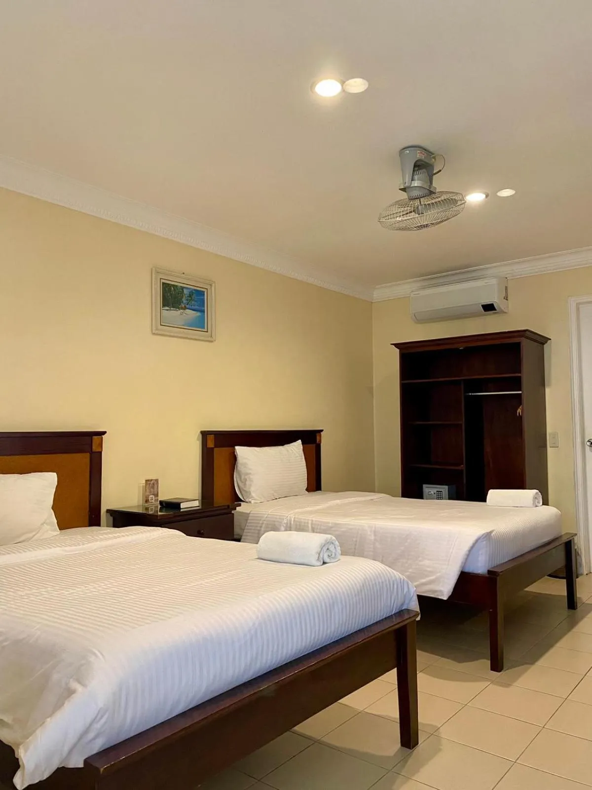 Bed in Panglao Regents Park Resort