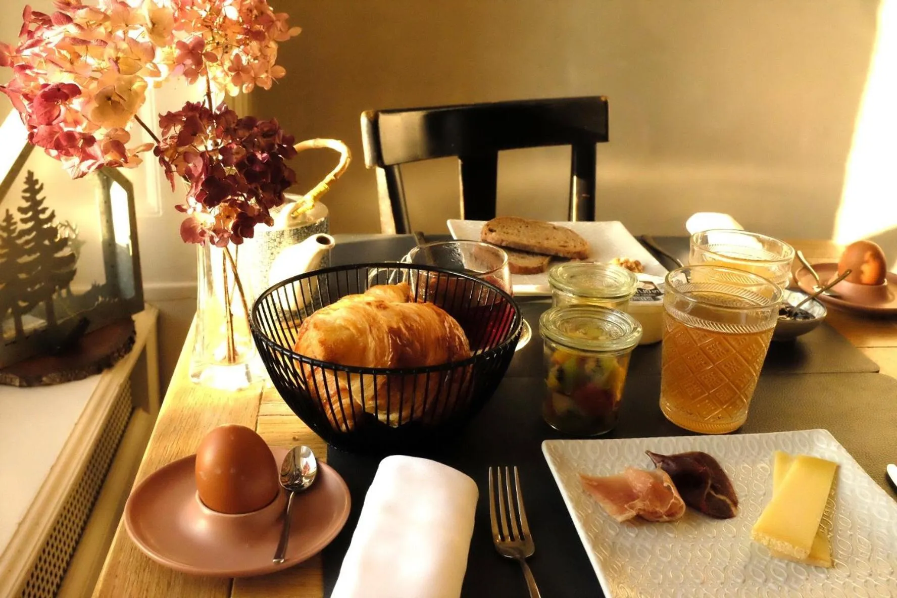 Breakfast in La Maison d'Igor