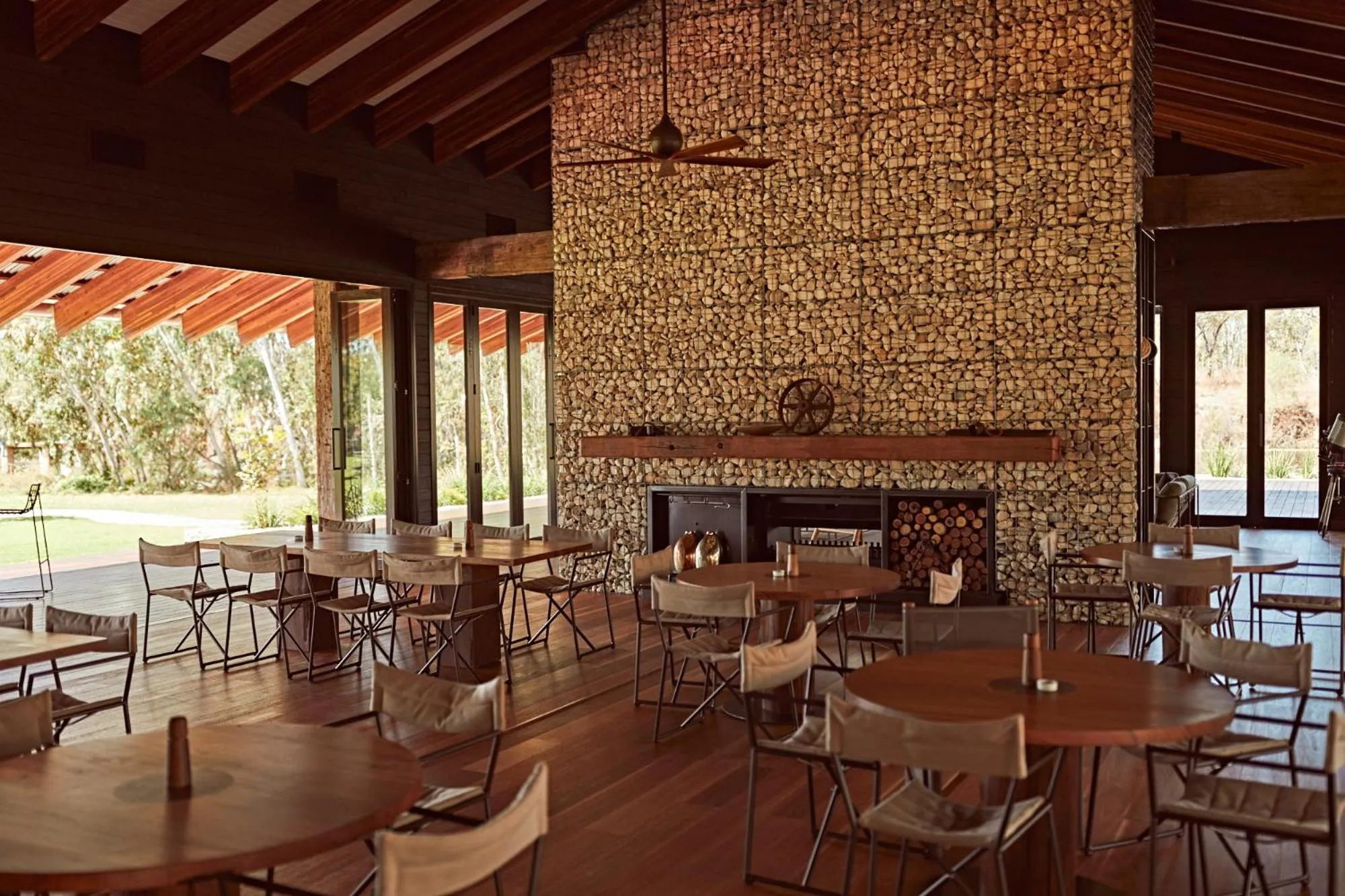 Restaurant/places to eat in Mt Mulligan Lodge