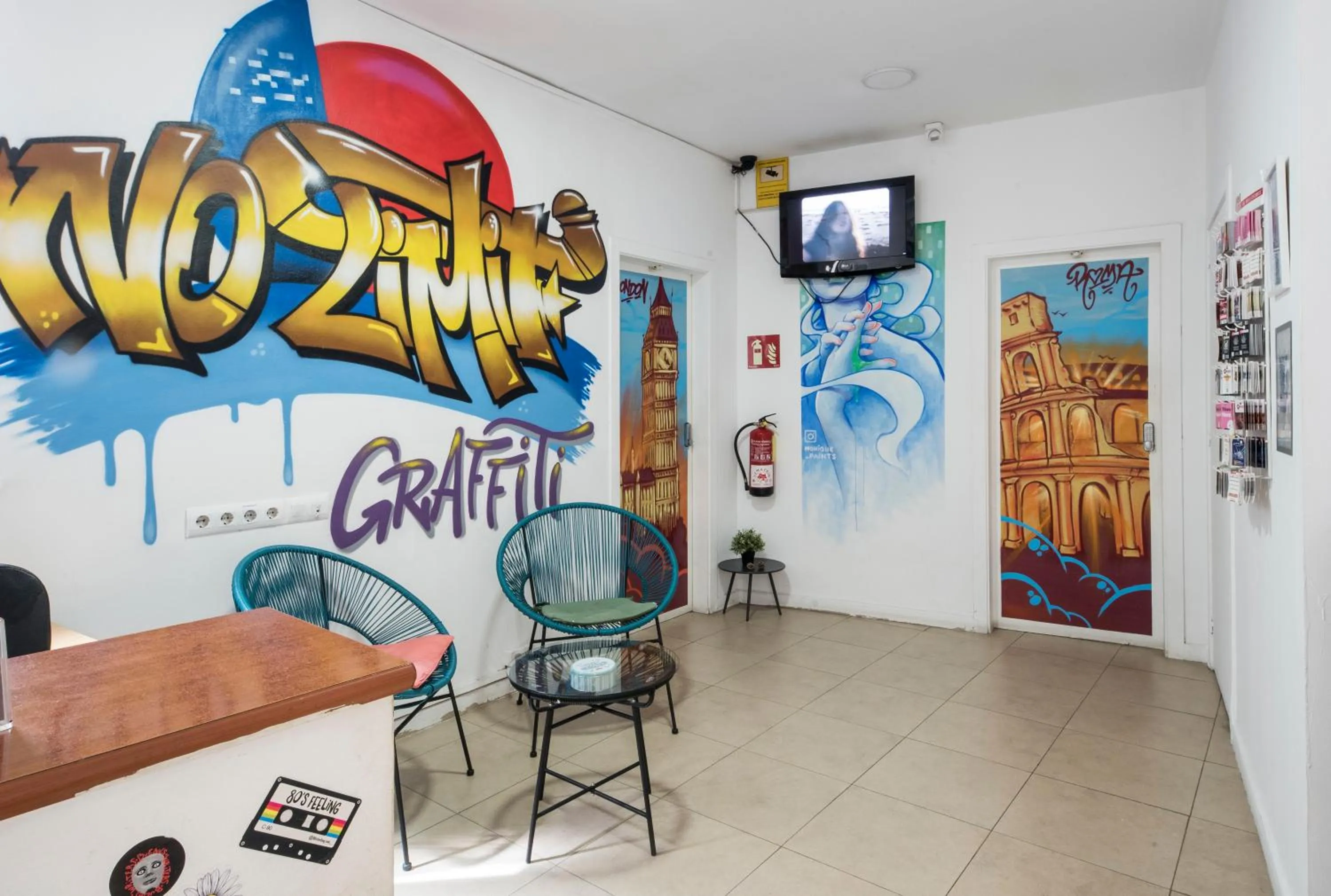Lobby or reception in No Limit Hostel Graffiti