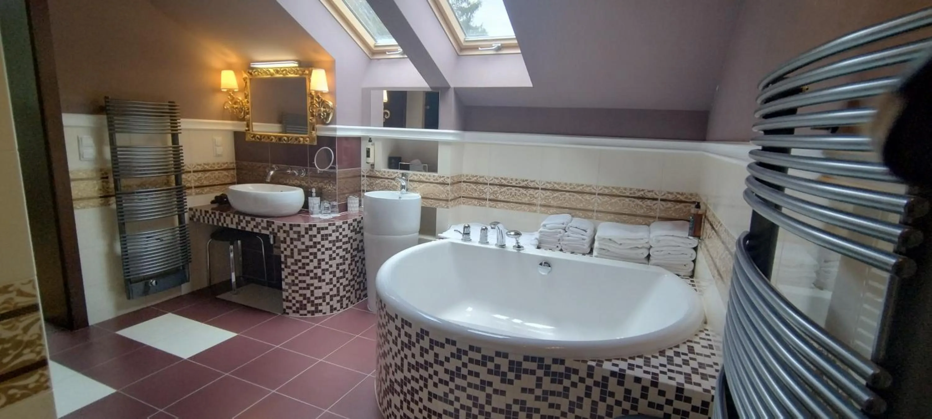 Bathroom in Hotel Czarny Potok Resort SPA & Conference