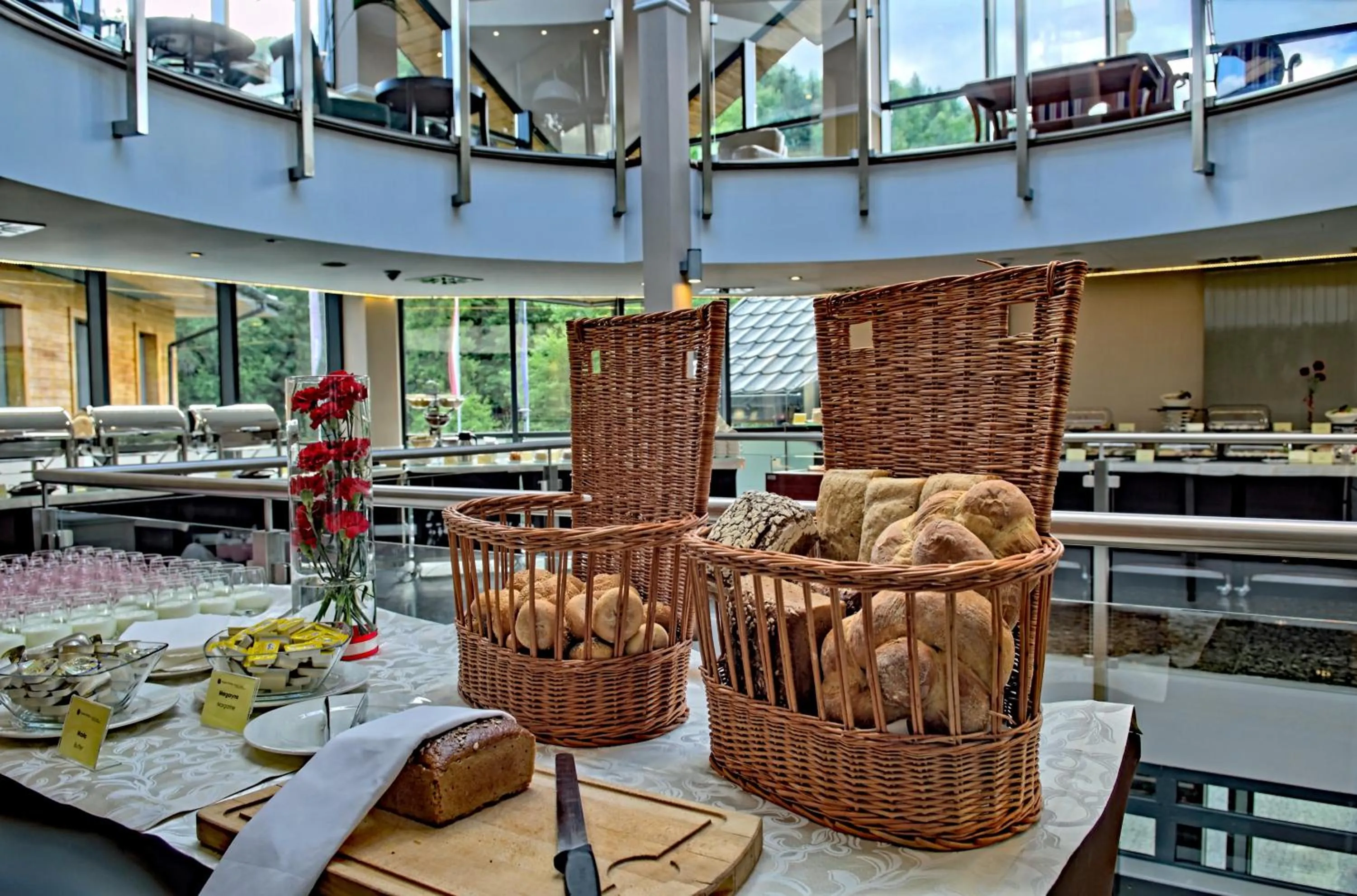 Food and drinks in Hotel Czarny Potok Resort SPA & Conference