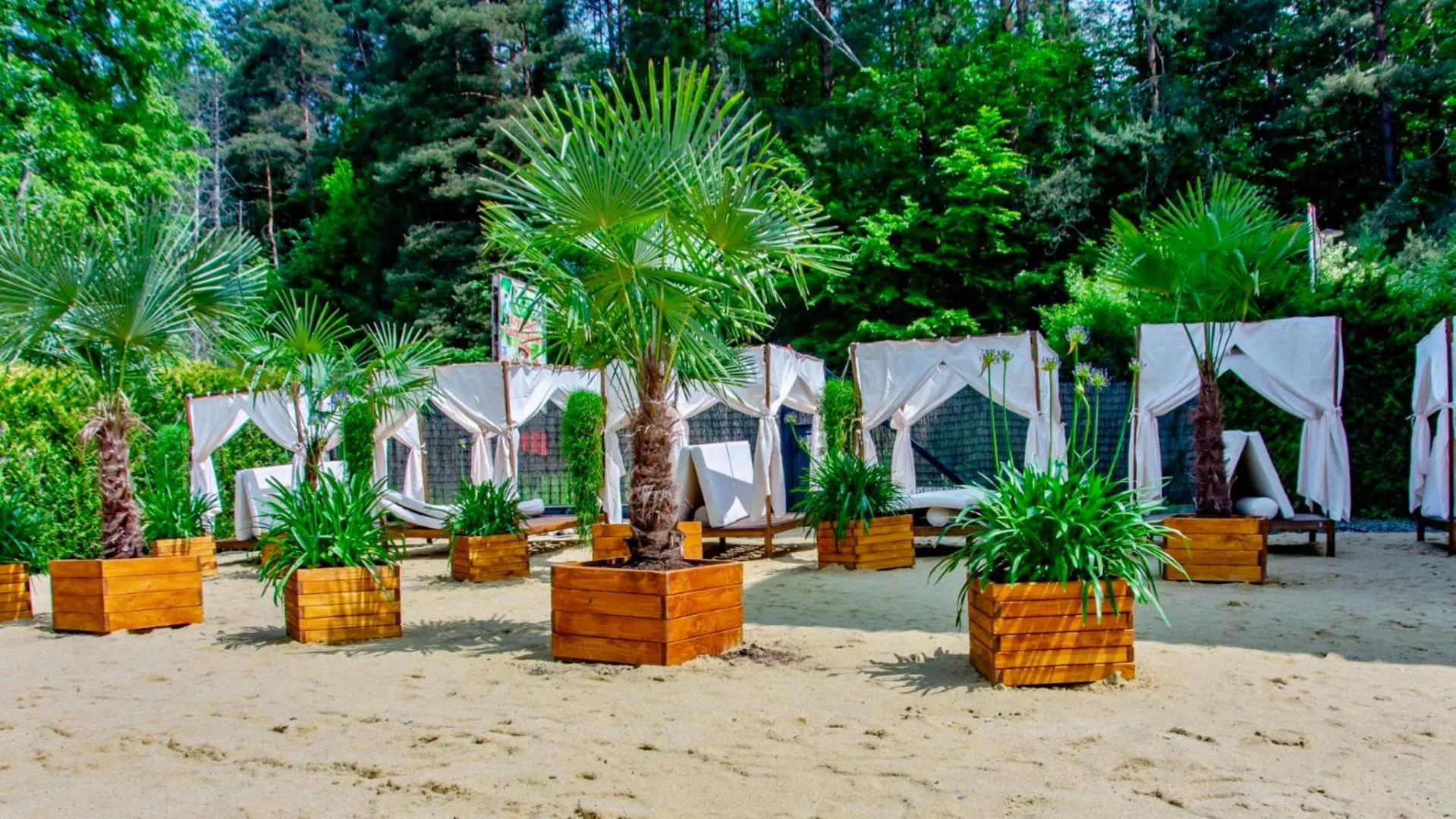 Beach in Hotel Czarny Potok Resort SPA & Conference