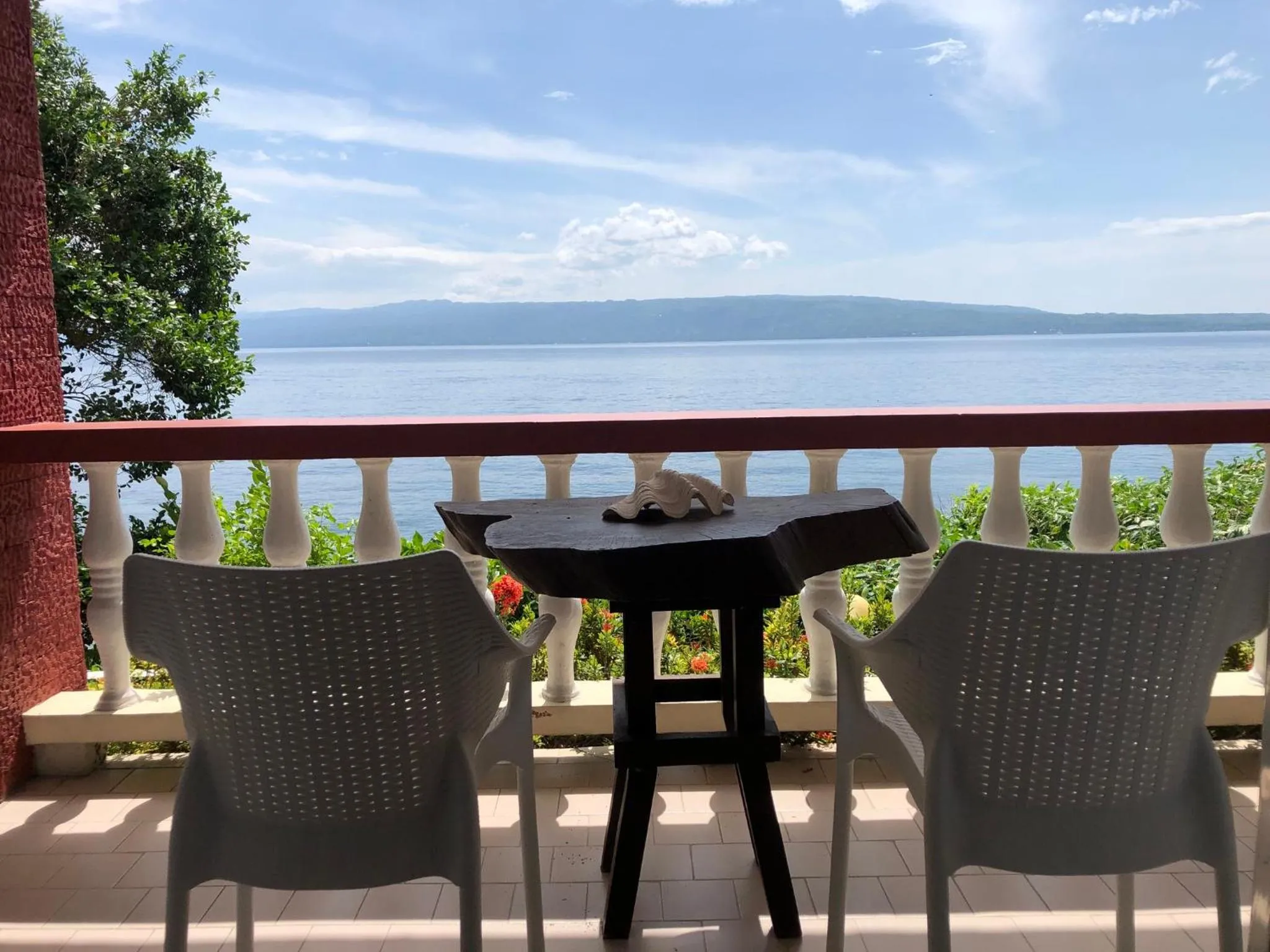Balcony/Terrace in Wuthering Heights Bed & Breakfast by the Sea