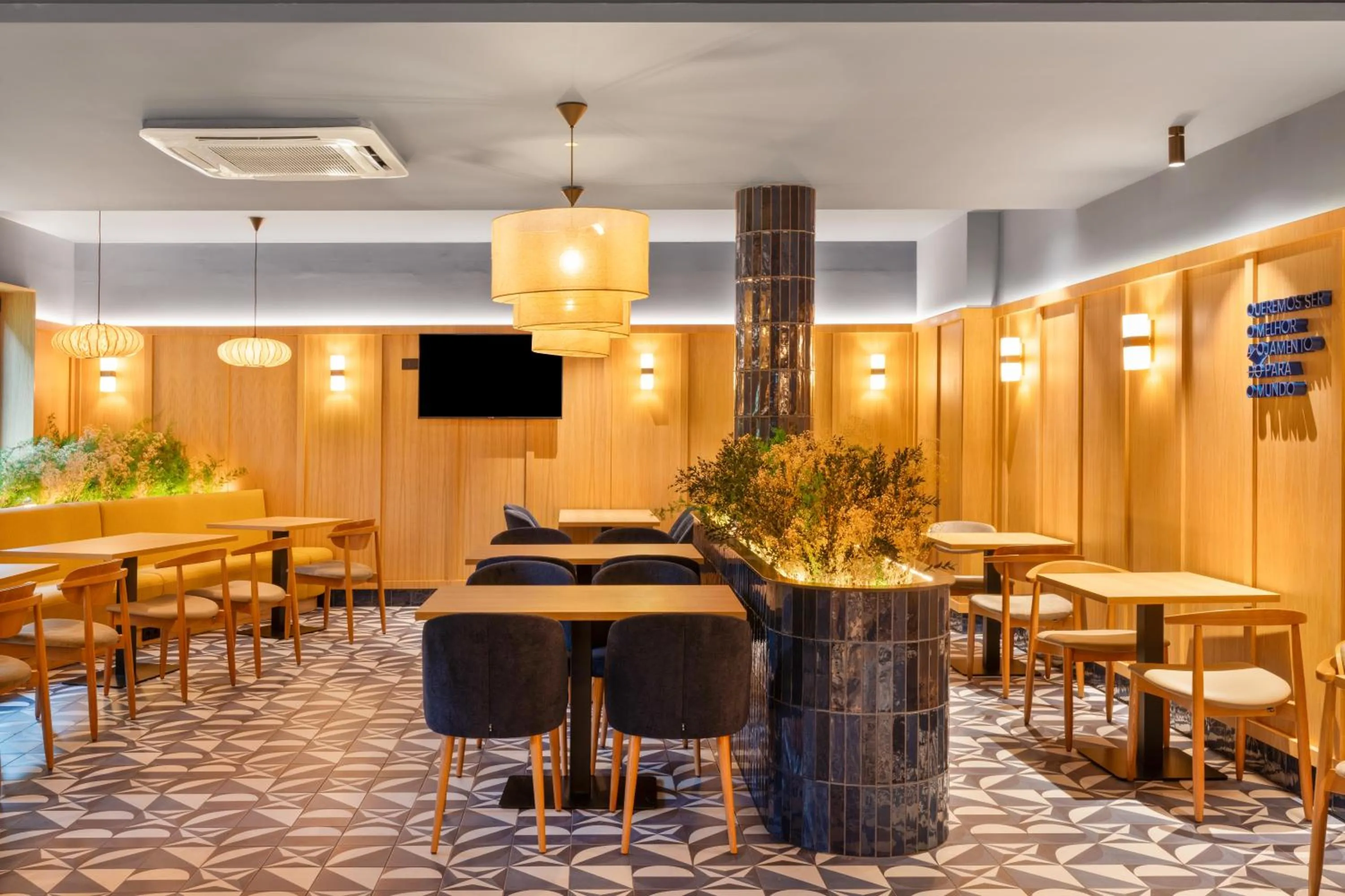 B&B HOTEL Braga Lamacaes