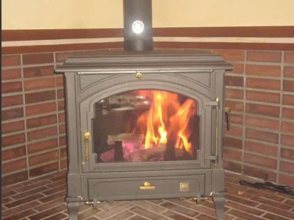 Communal lounge/ TV room in Poetical