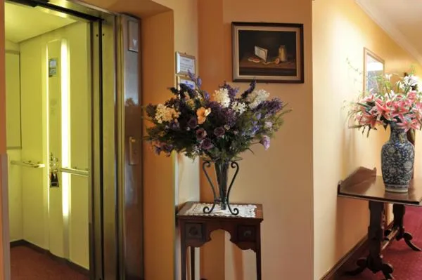 Decorative detail in Fitzgeralds Hotel