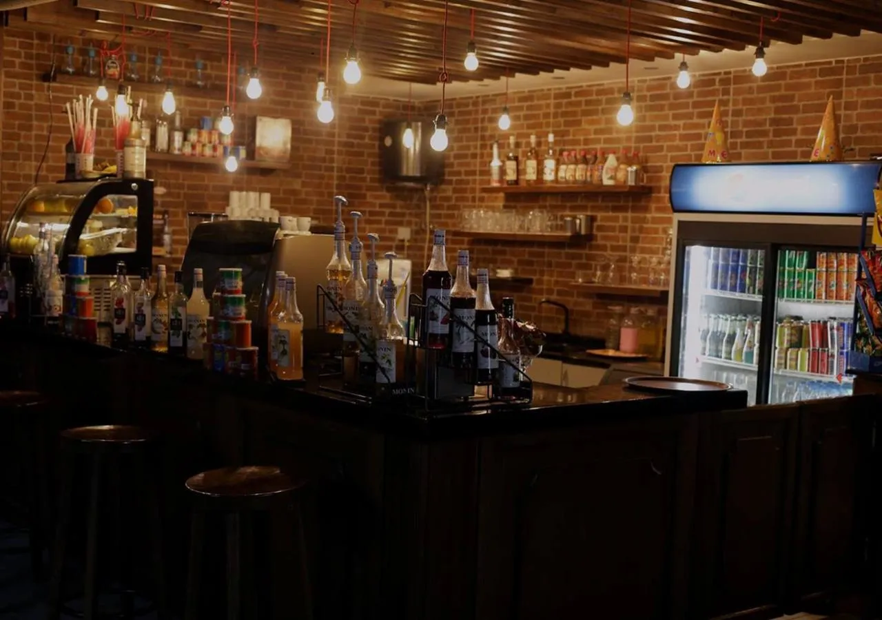 Food and drinks in Ajnadeen Hotel