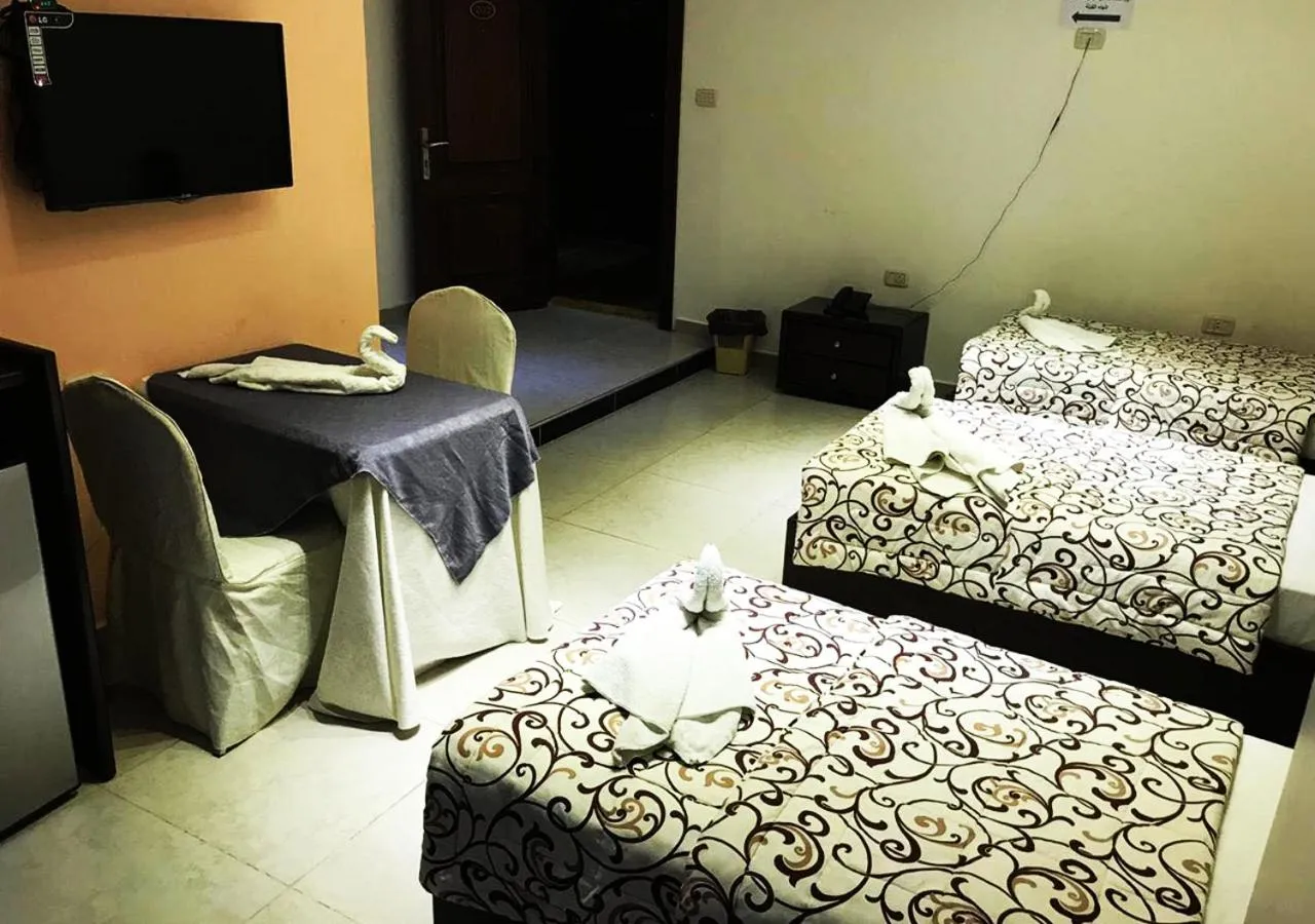 Bedroom in Ajnadeen Hotel