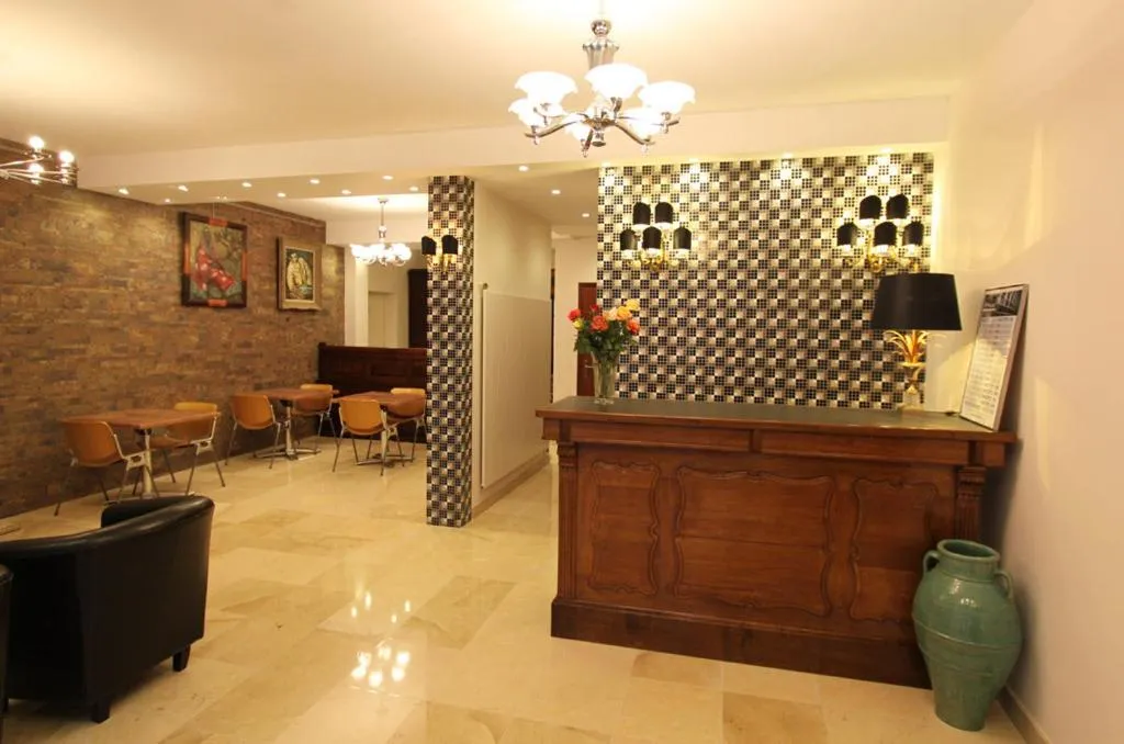 Lobby or reception in Hotel Barnetche
