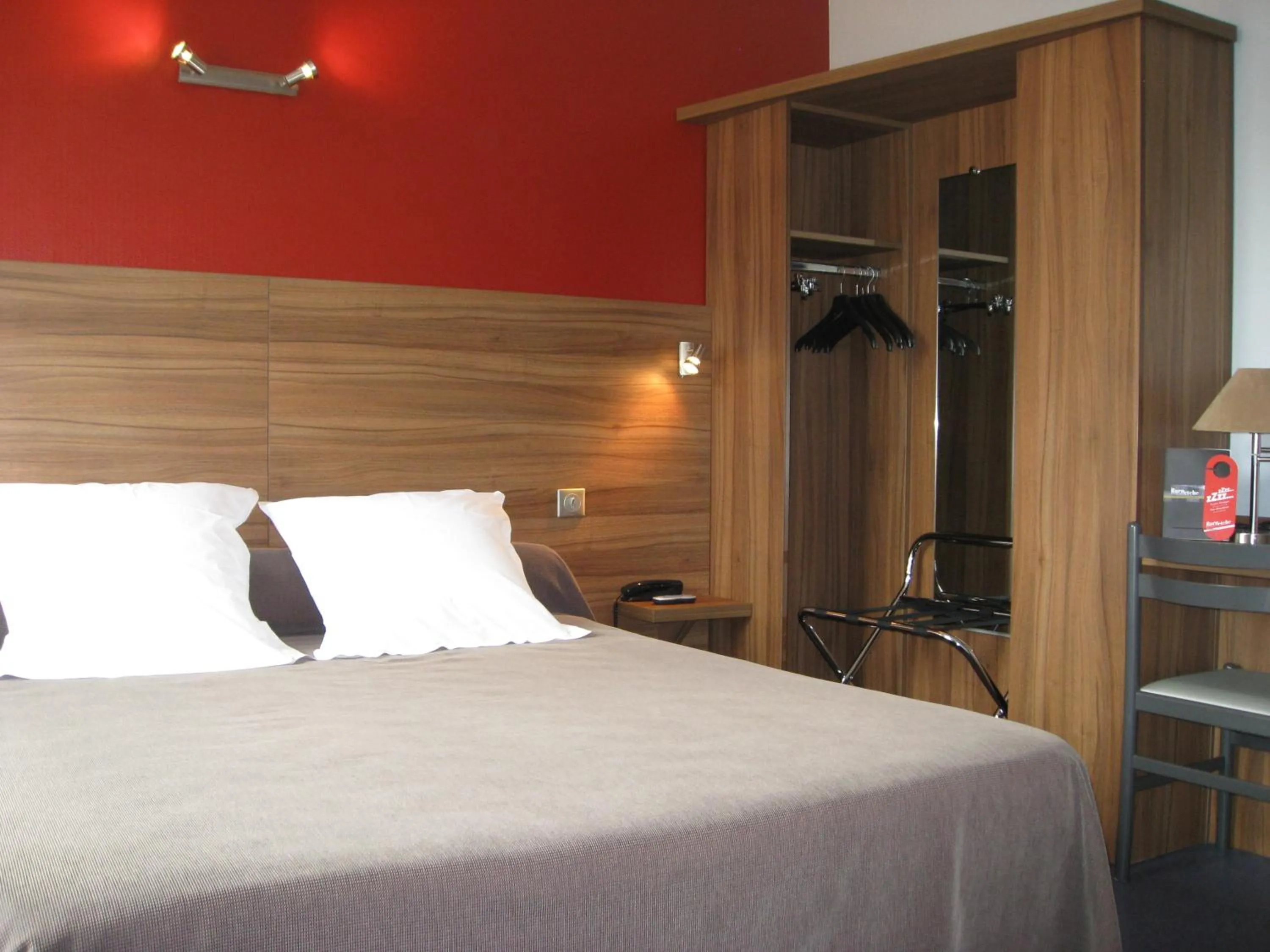 Photo of the whole room in Hotel Barnetche