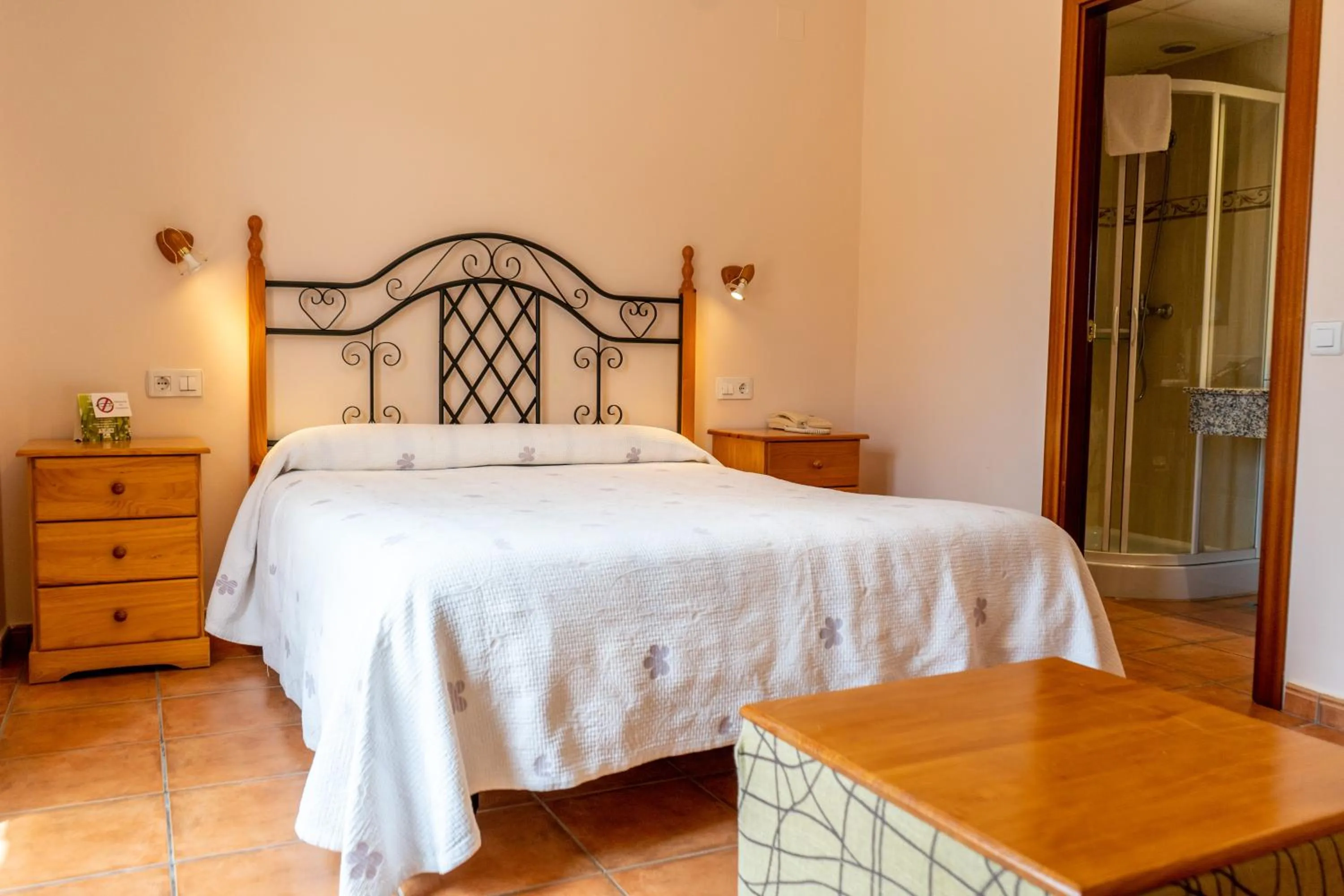 Bed in Hotel Castellote