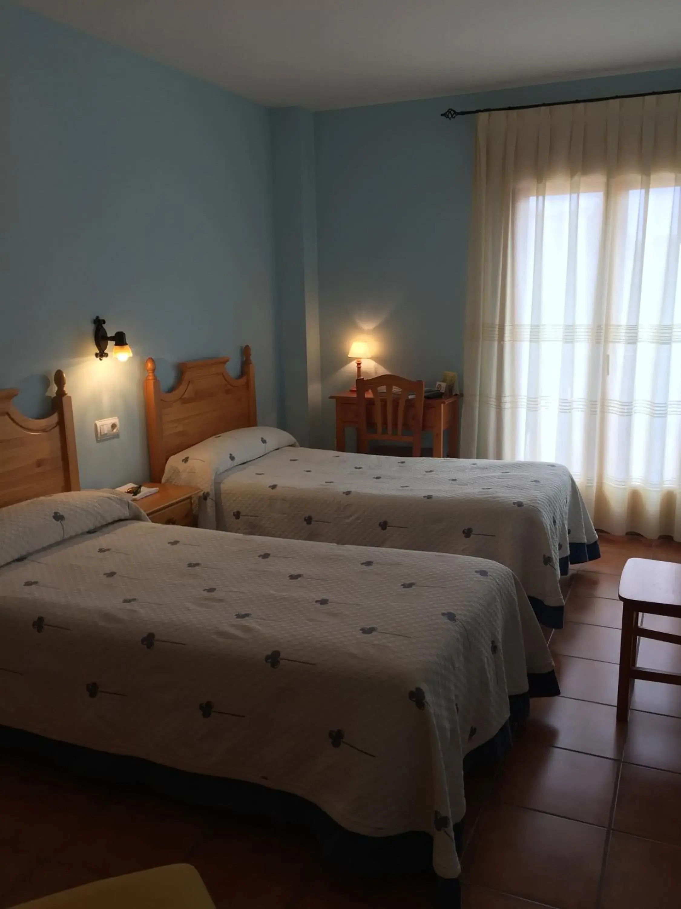 Double or Twin Room in Hotel Castellote Double or Twin Room in Hotel Castellote