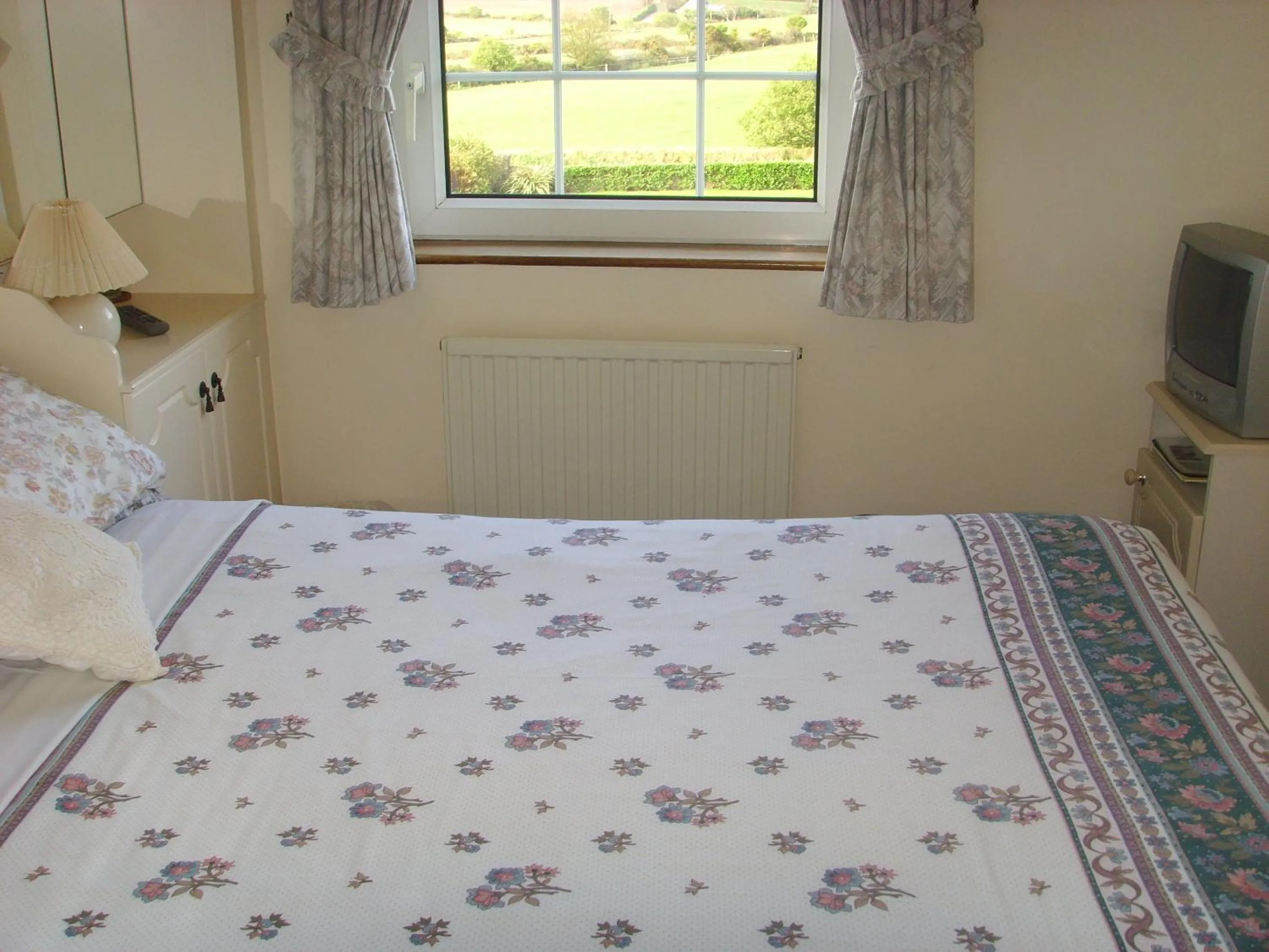 Bed in Springfield House B&B