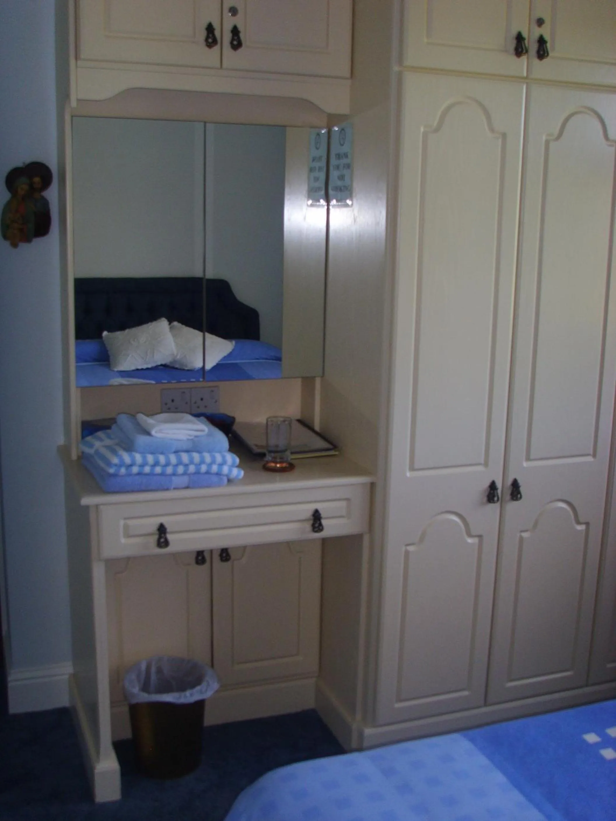 Toilet in Springfield House B&B