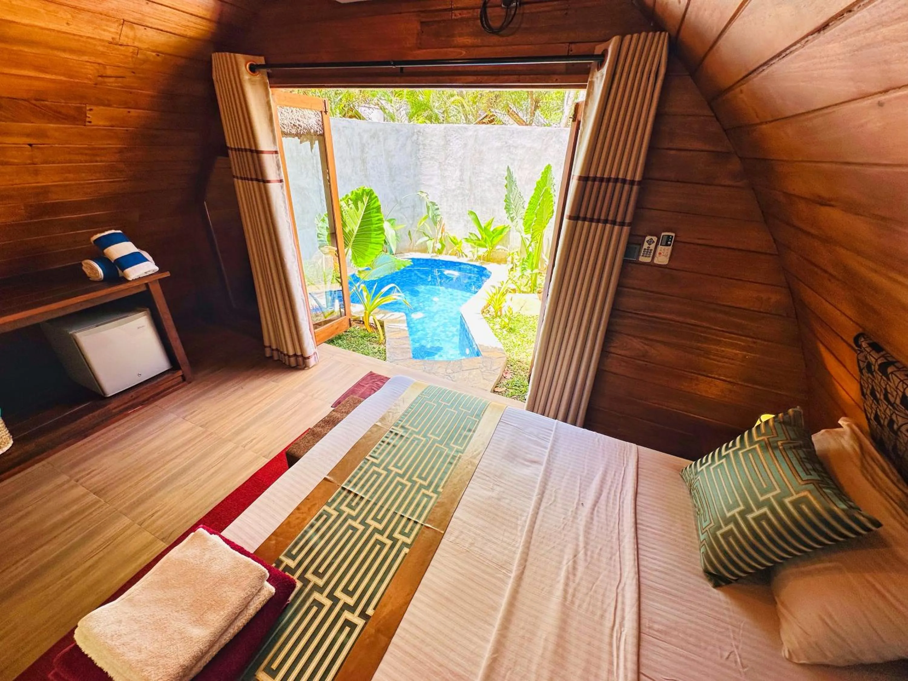 Bed in Palmyra Nature Resort Sigiriya