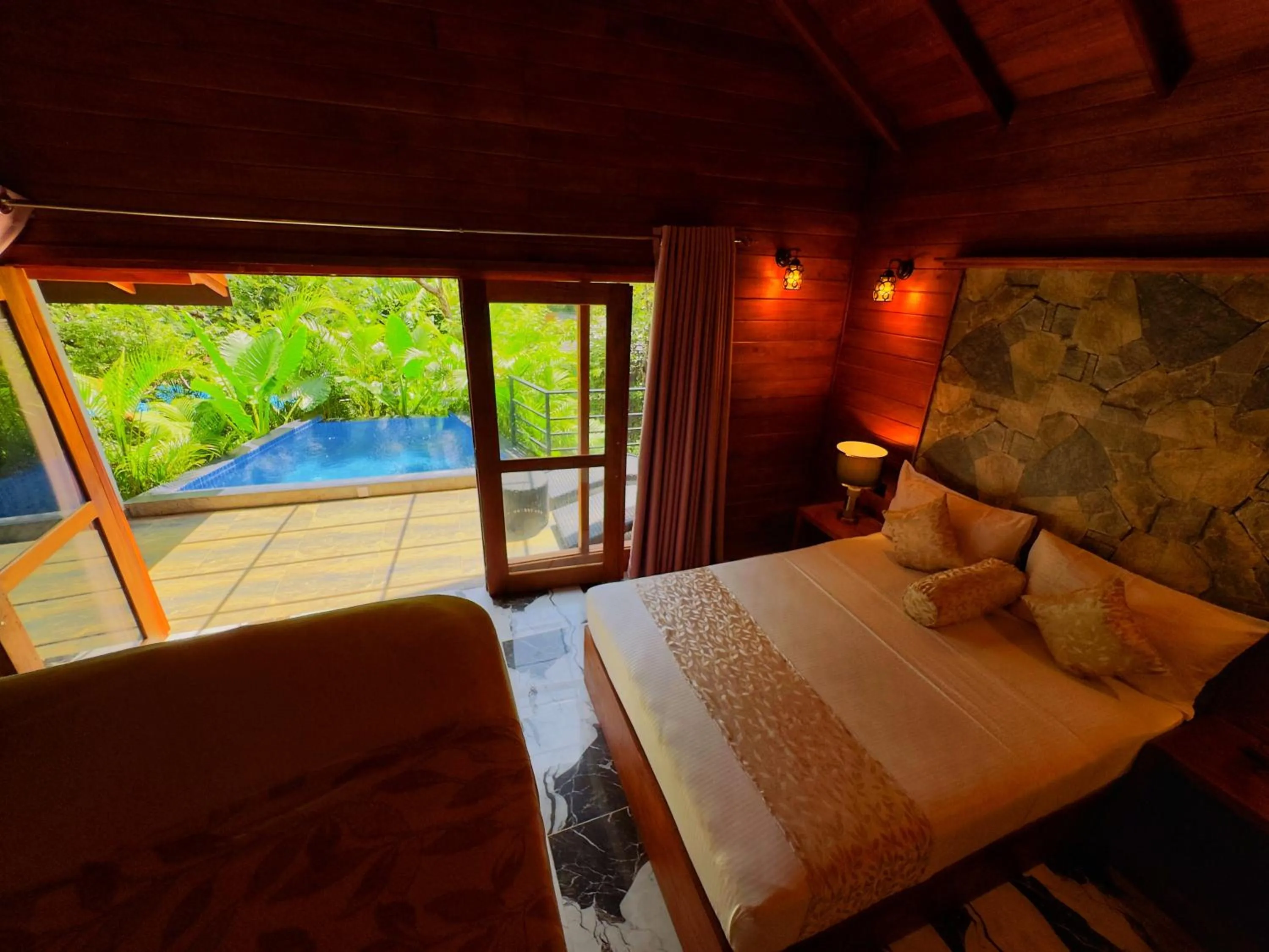 Bed in Palmyra Nature Resort Sigiriya