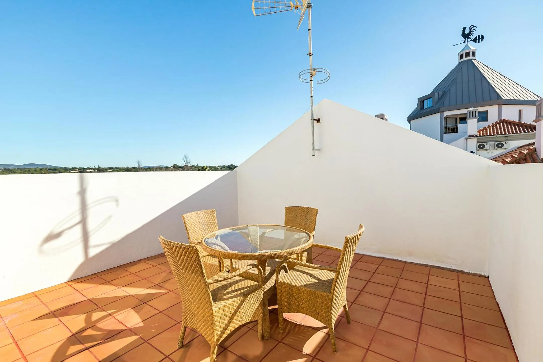 Balcony/Terrace in Algardia Marina Parque by Garvetur