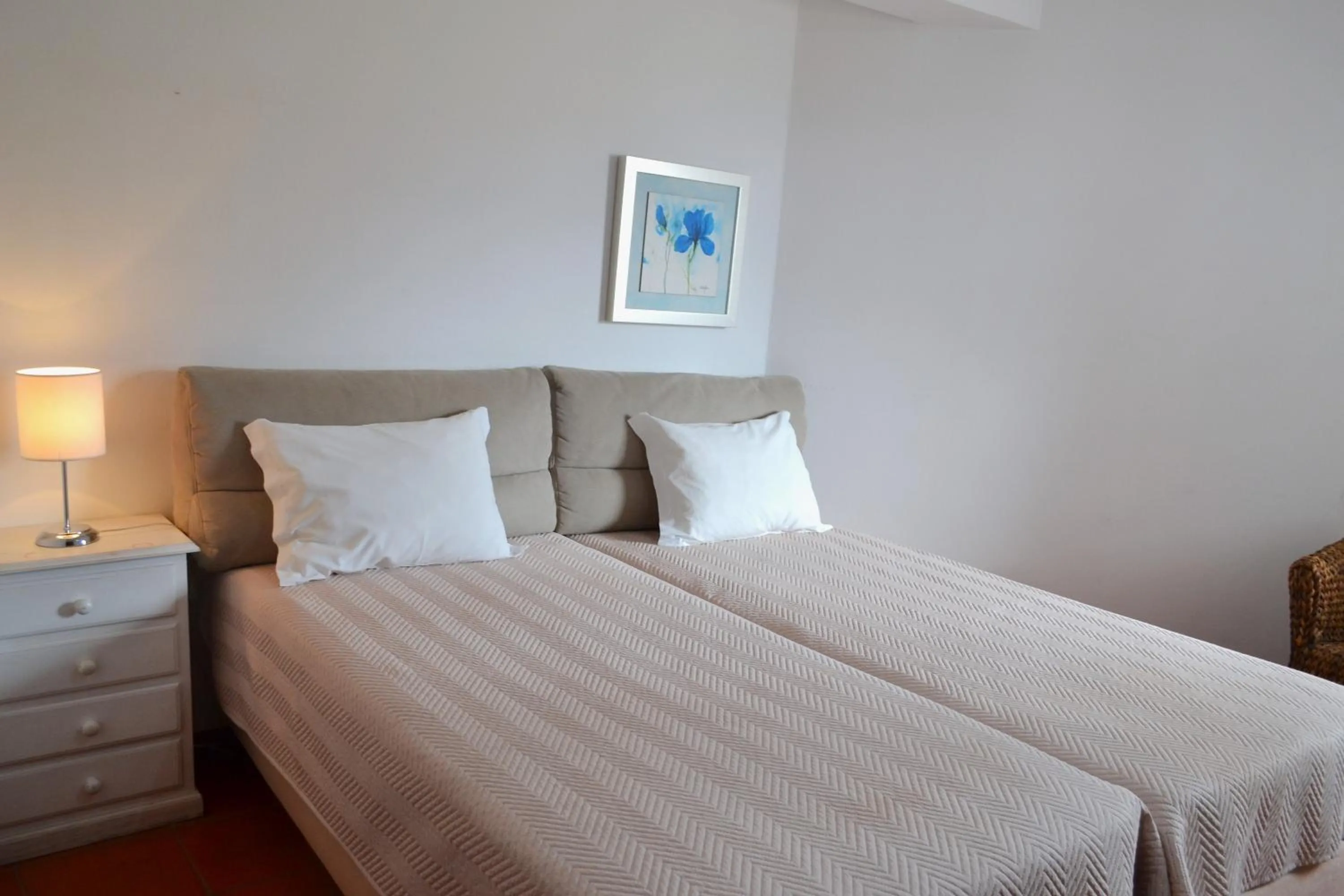 Bedroom, Bed in Algardia Marina Parque by Garvetur