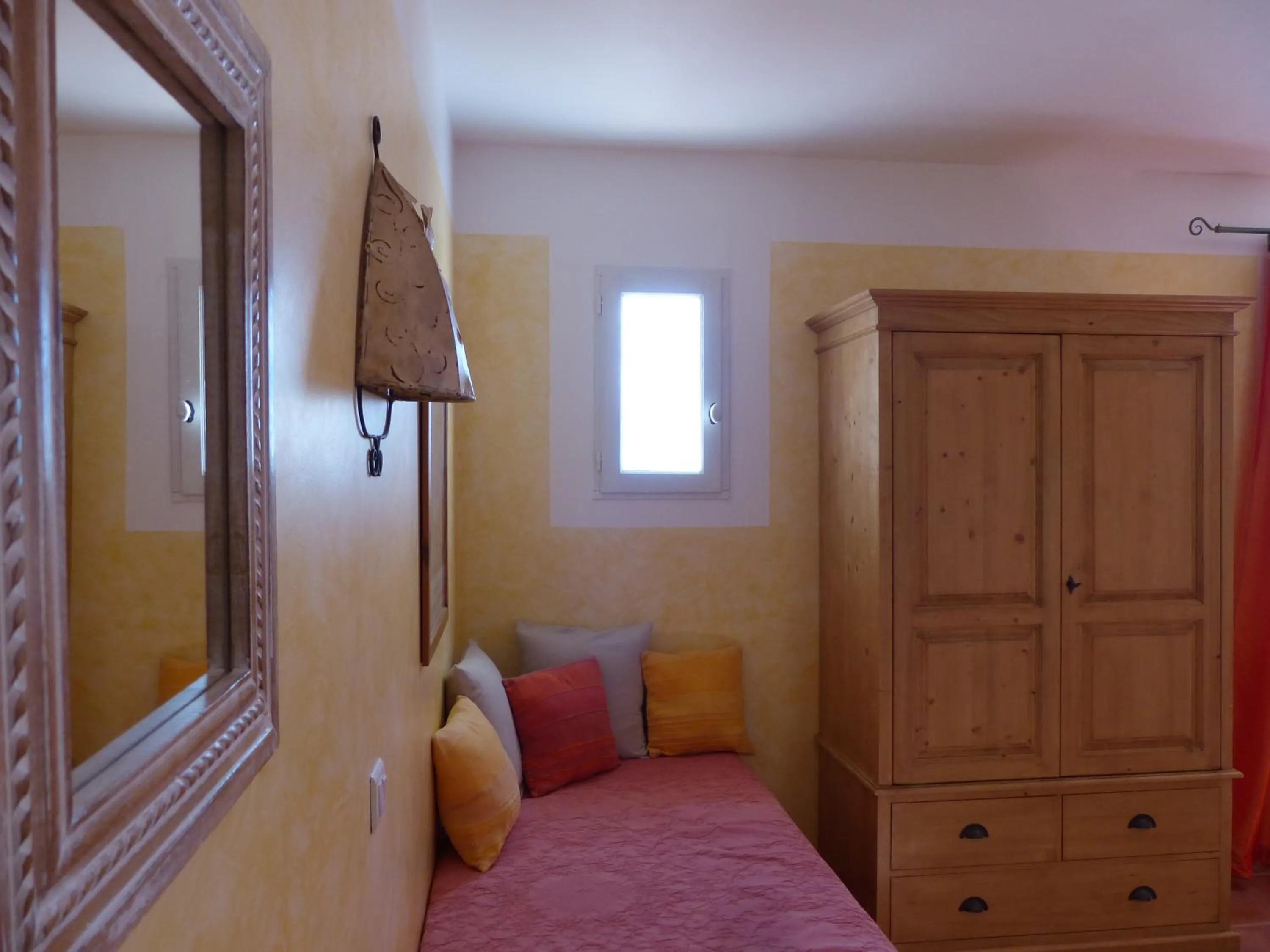 Photo of the whole room, Bed in La Ferme du petit Ségriès Bed and Breakfast