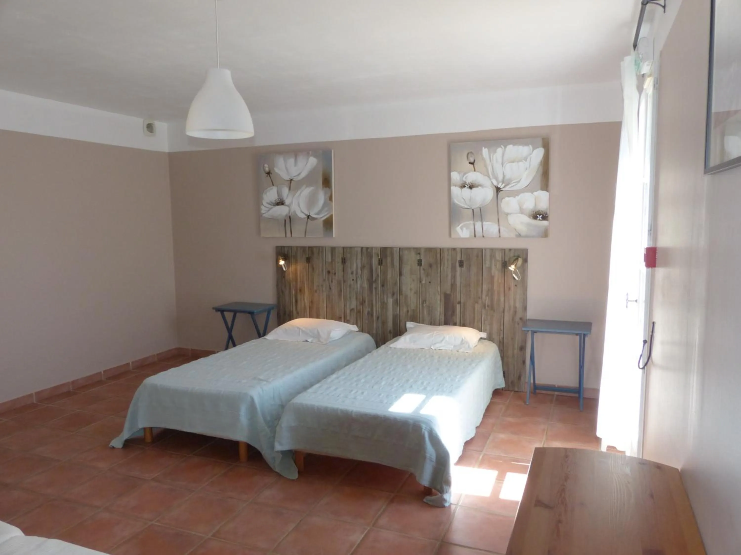 Photo of the whole room, Bed in La Ferme du petit Ségriès Bed and Breakfast