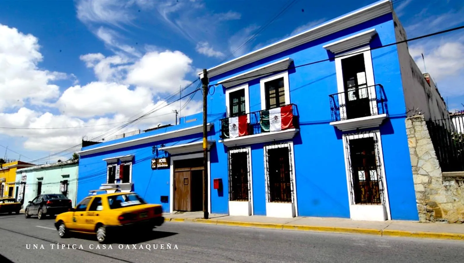 Facade/entrance in Hotel Las Golondrinas