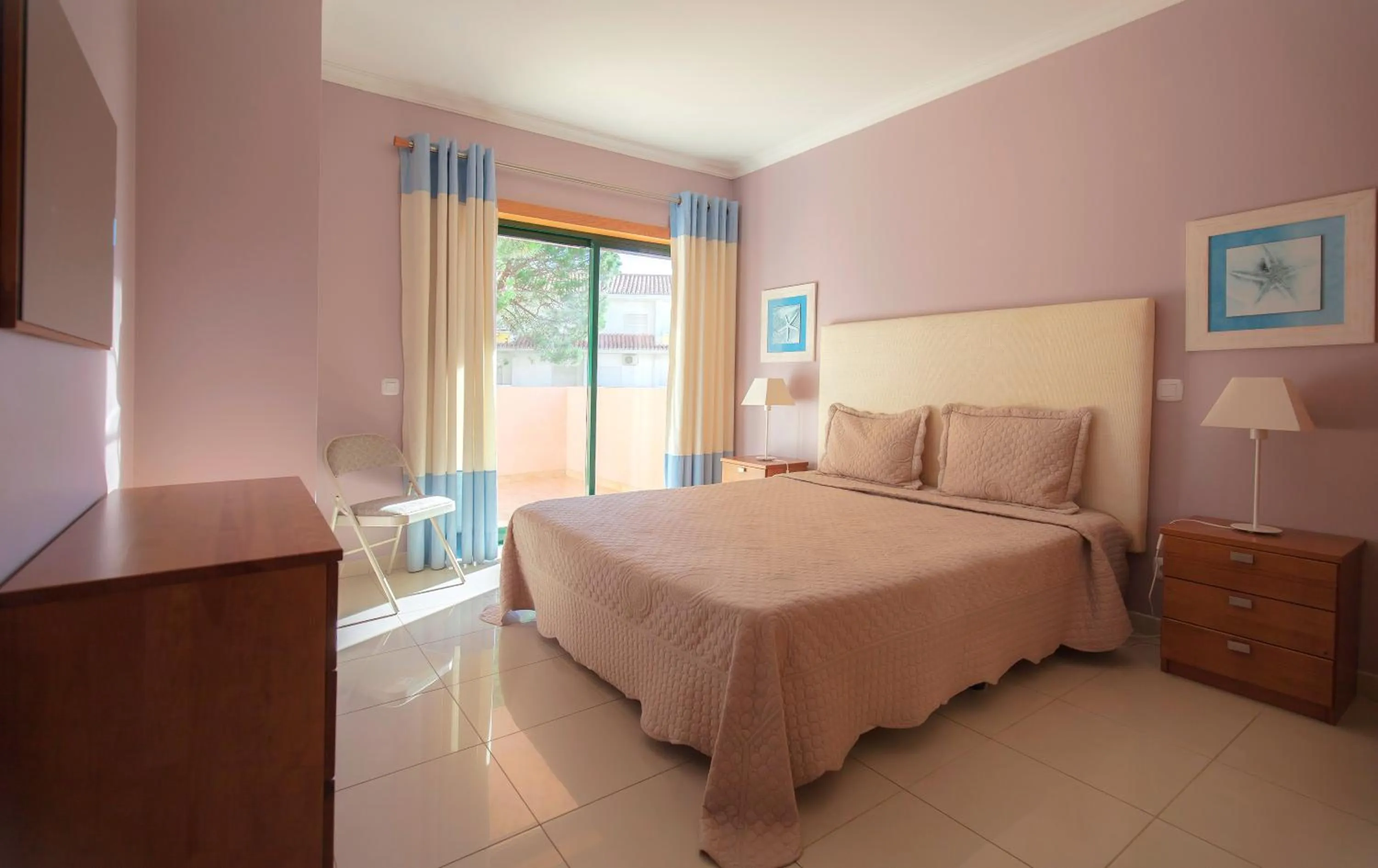 Bedroom, Bed in Eden Vilage by Garvetur