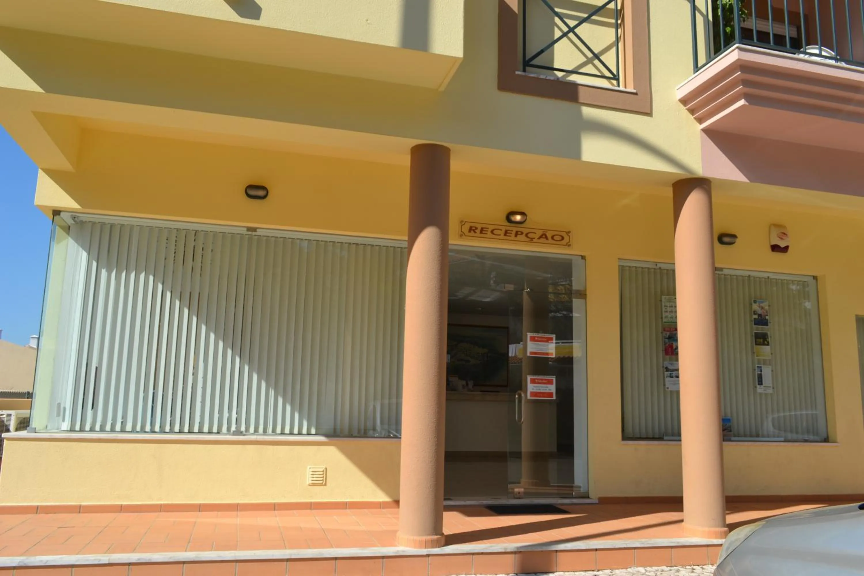 Lobby or reception in Eden Vilage by Garvetur