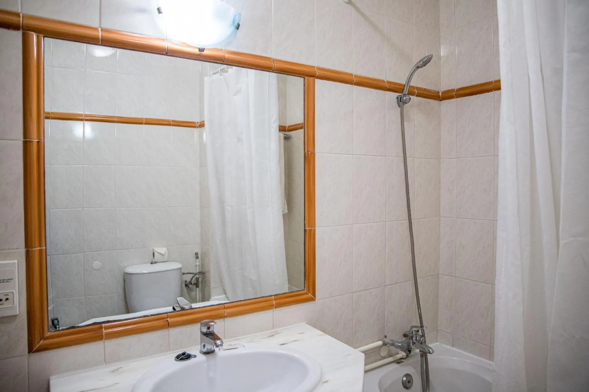 Bathroom in Rio by Garvetur