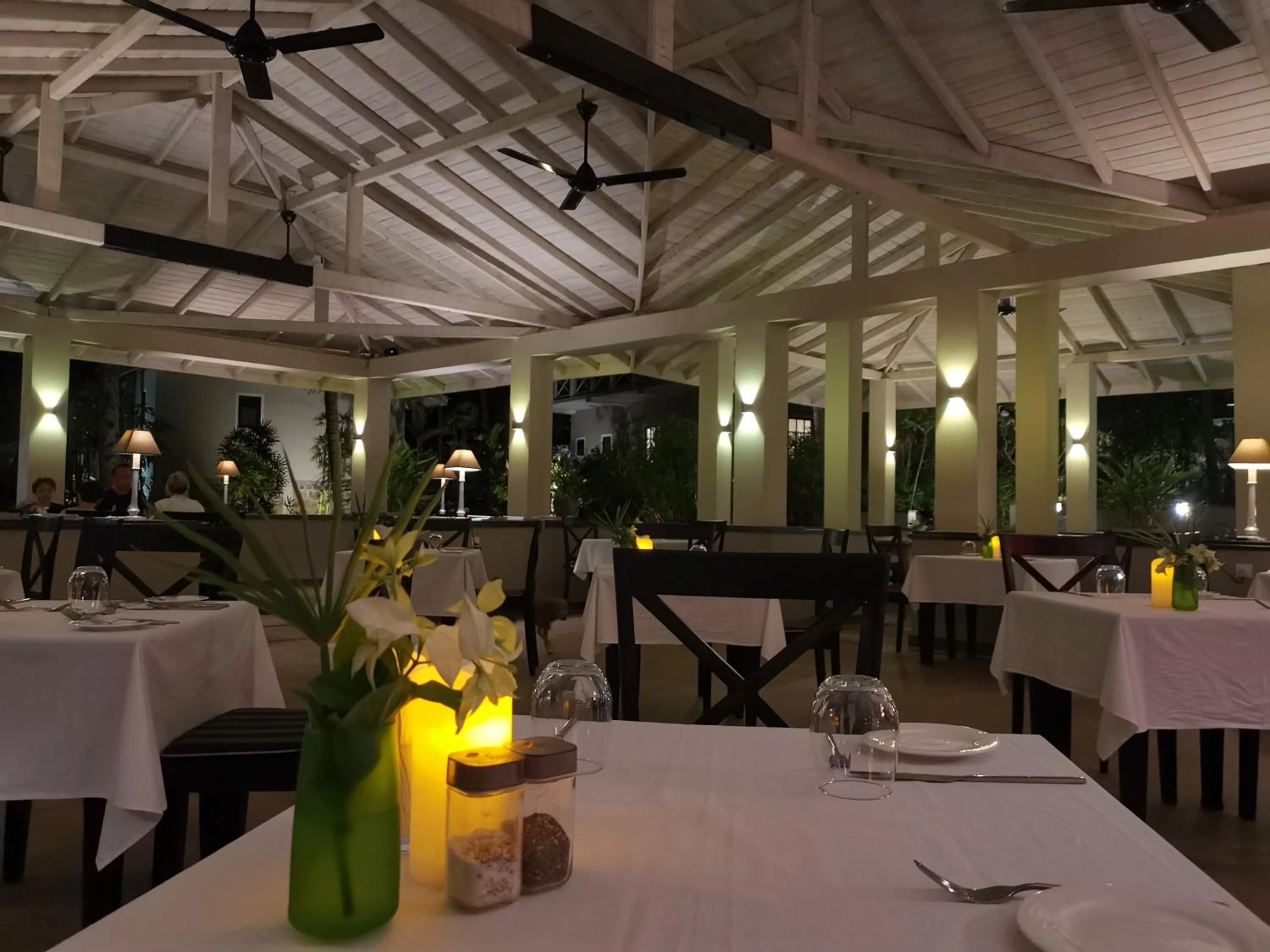 Restaurant/places to eat in Tabula Rasa Resort & Spa