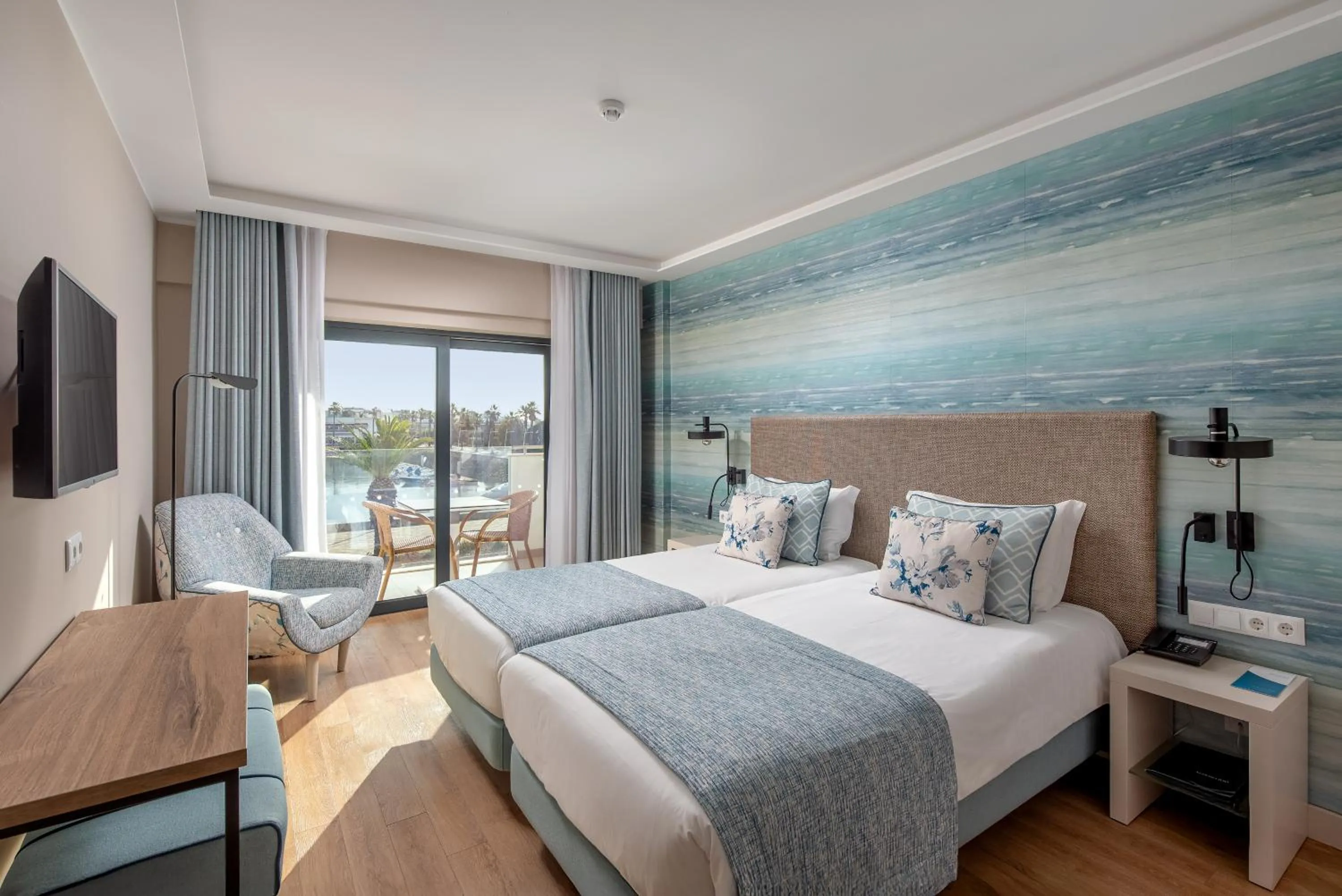 Bedroom, Bed in Hotel Marina Rio