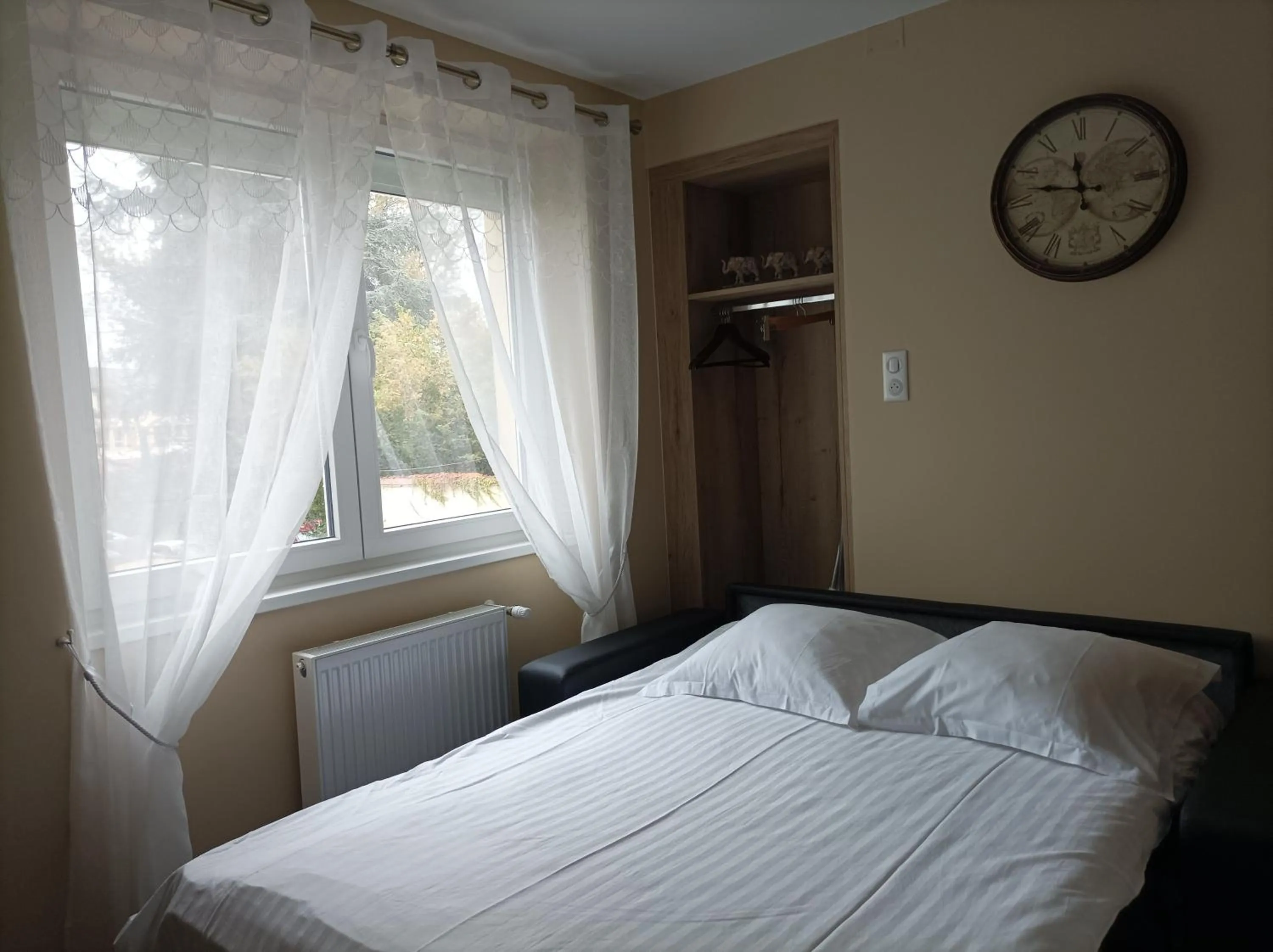 Bed in Hotel Champ Alsace