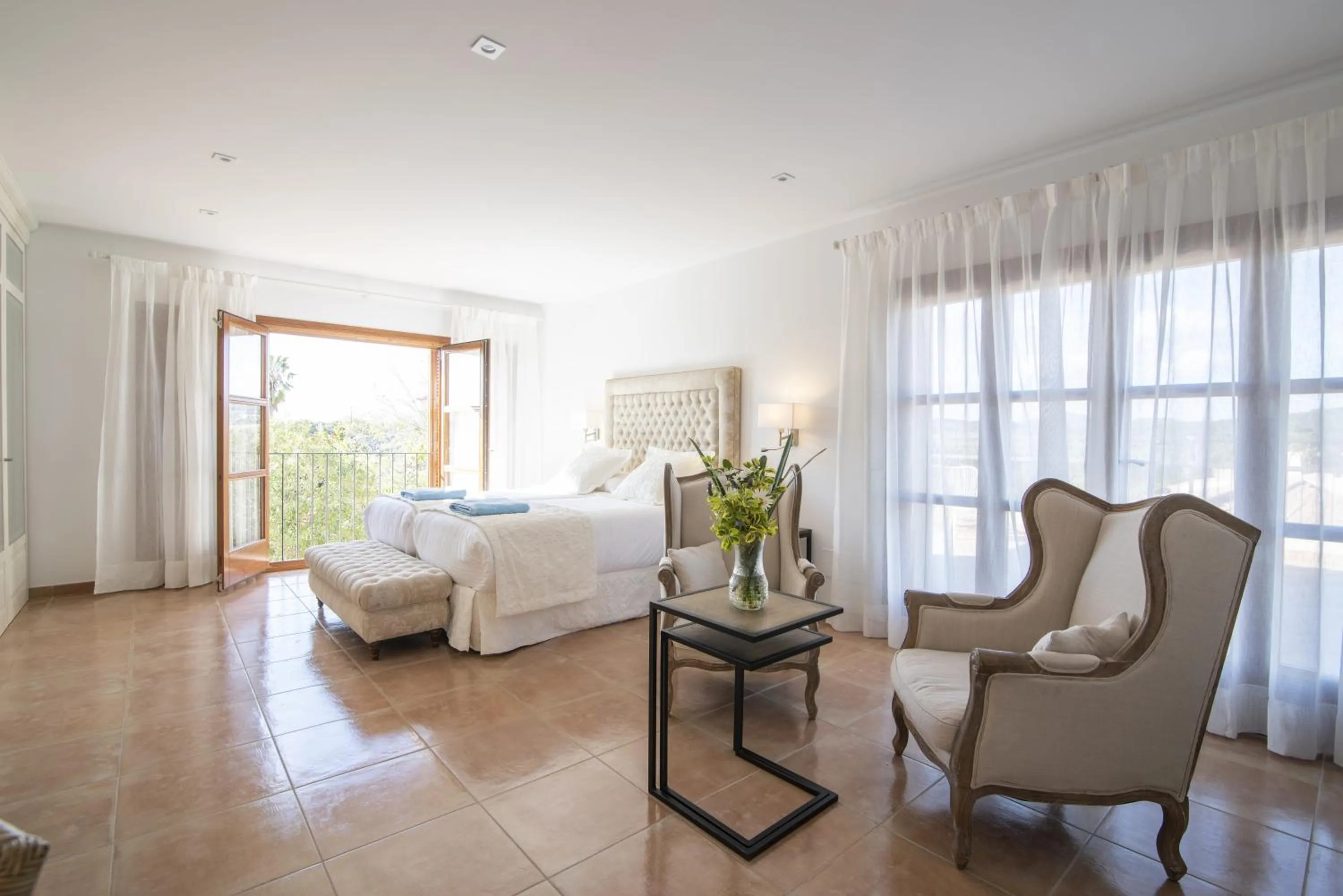 Bed in Aumallia Hotel & Spa