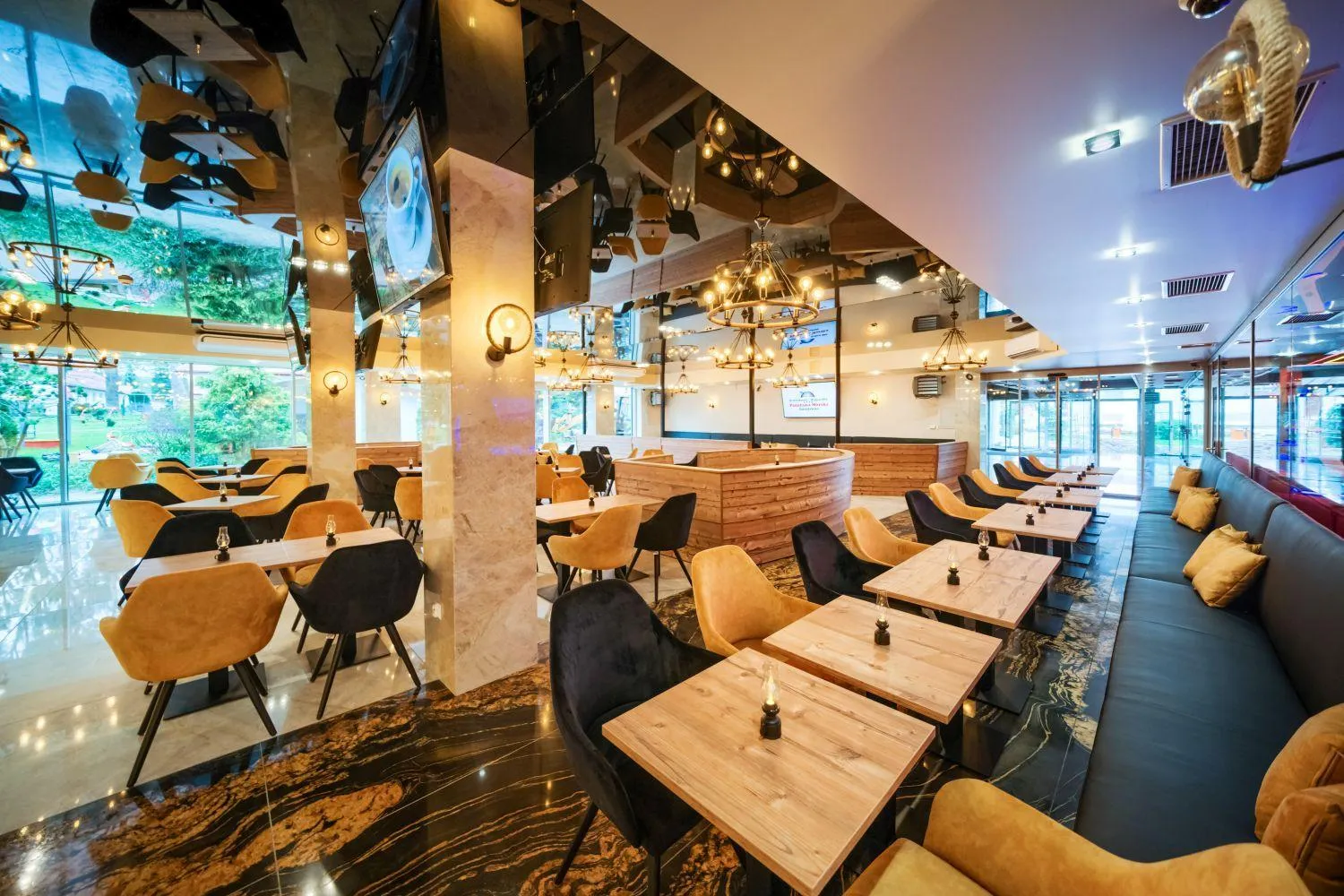 Restaurant/places to eat in Aquapark Health Resort & Medical SPA Panorama Morska All Inclusive