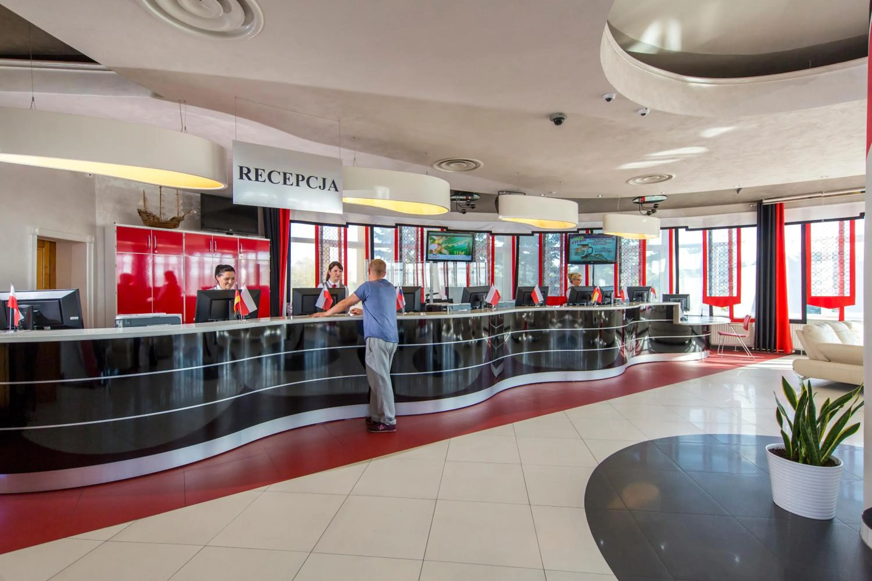 Property building in Aquapark Health Resort & Medical SPA Panorama Morska All Inclusive