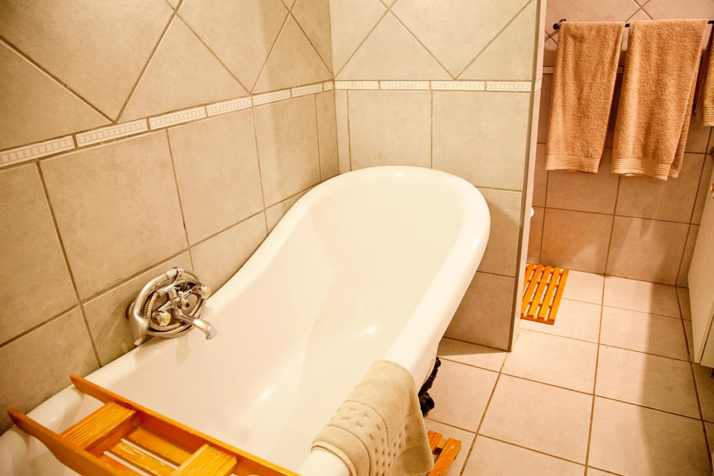 Bathroom in Lalapanzi Hotel & Conference Centre